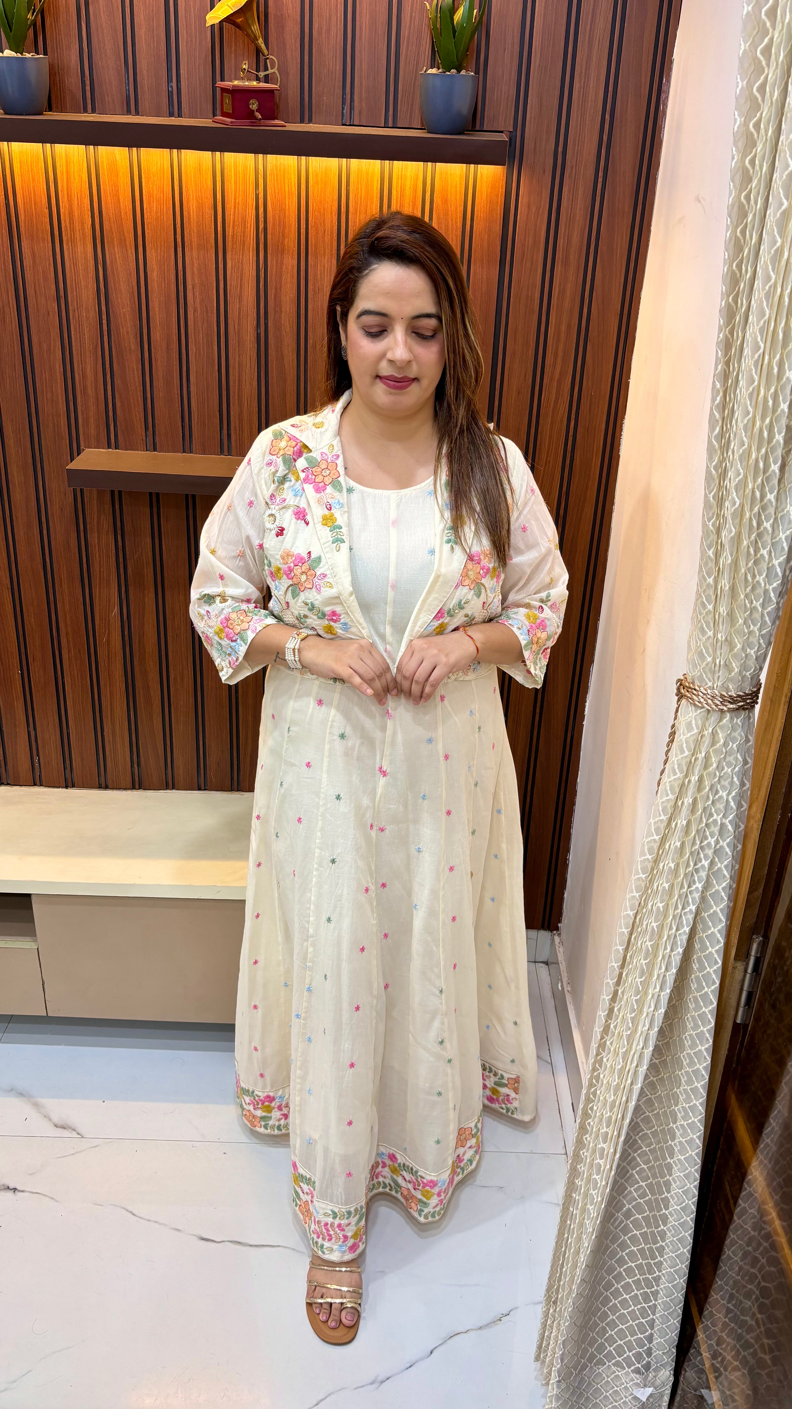 Mul Cotton One Piece with Shrug & Hand Embroidery ✨