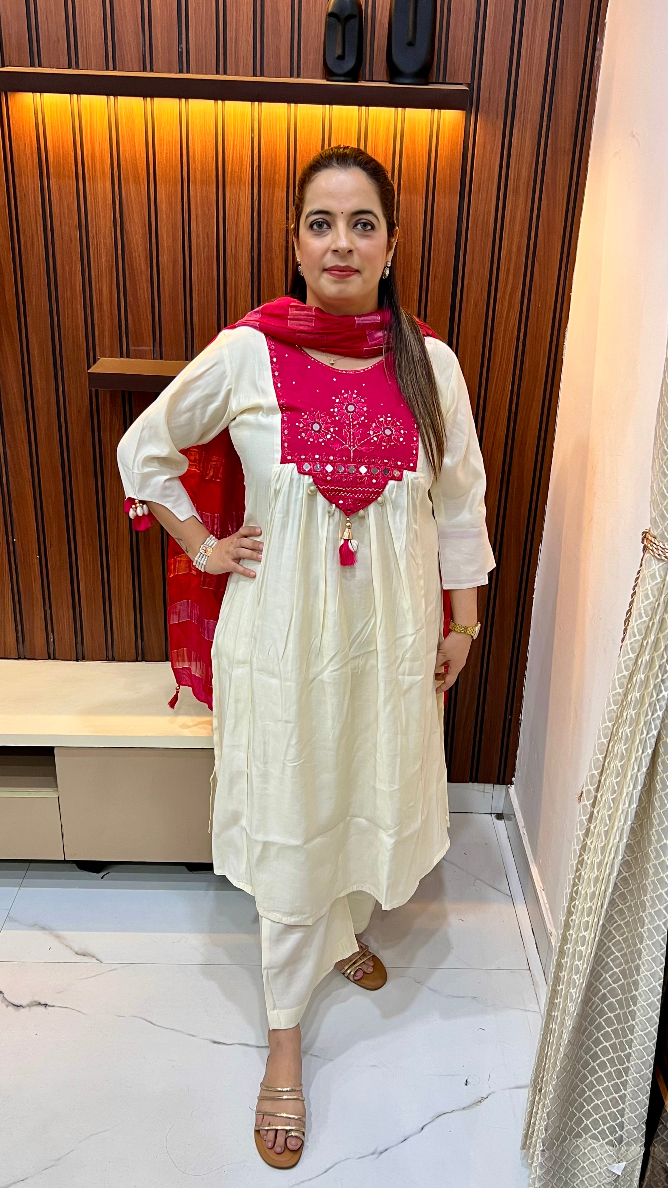 ✨ The Chanderi Muse: Mul Chanderi Suit with Hand-Made Kodi & Lagdi Patta Artistry ✨