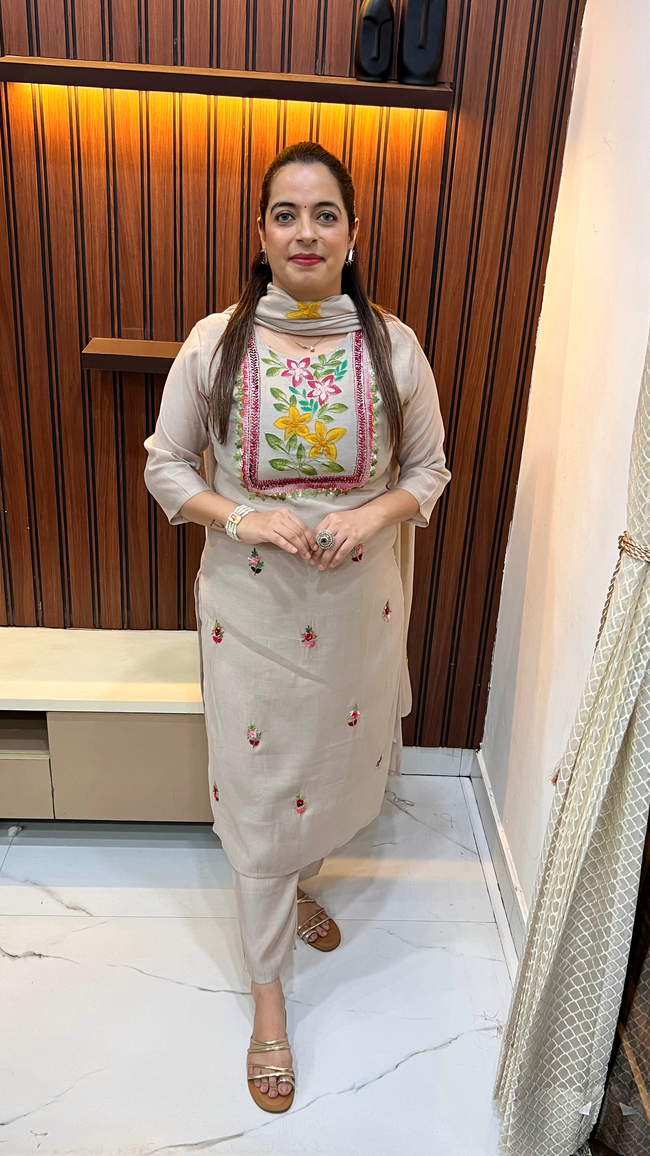 ✨ The Heritage Luster: Mul Chanderi Katha-Work Suit with Chanderi Dupatta ✨