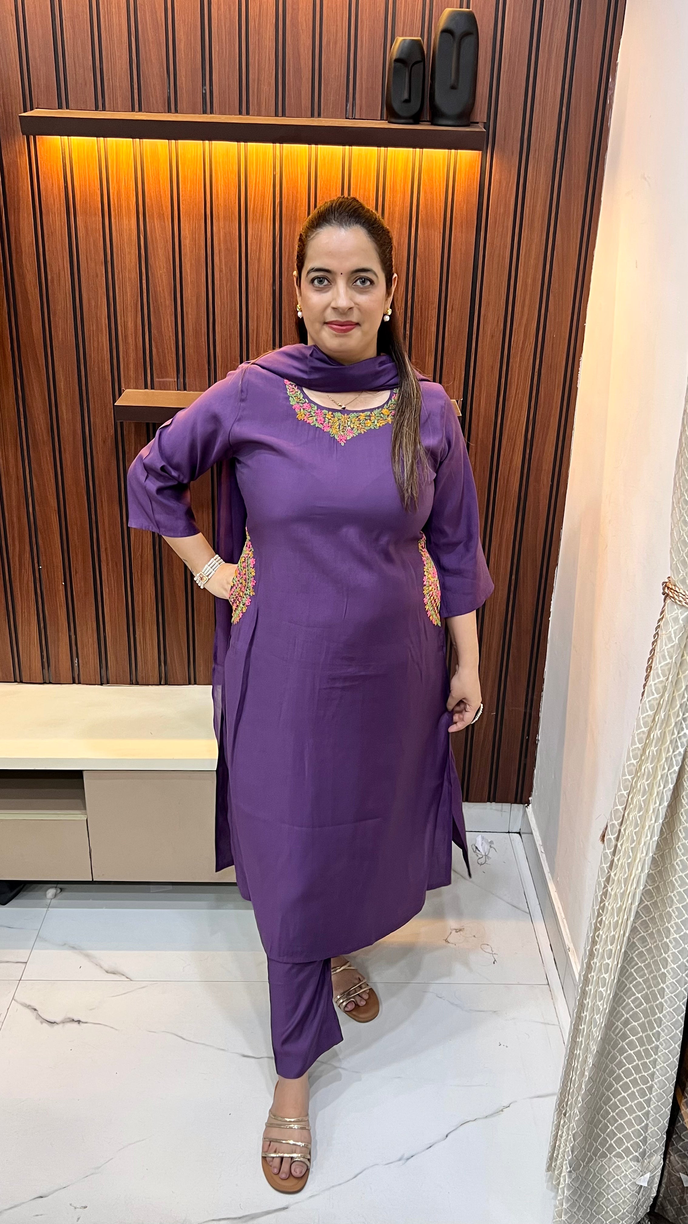 ✨ The Pocket Symphony: Pure Cotton Katha-Work Suit with Muslin Dupatta ✨