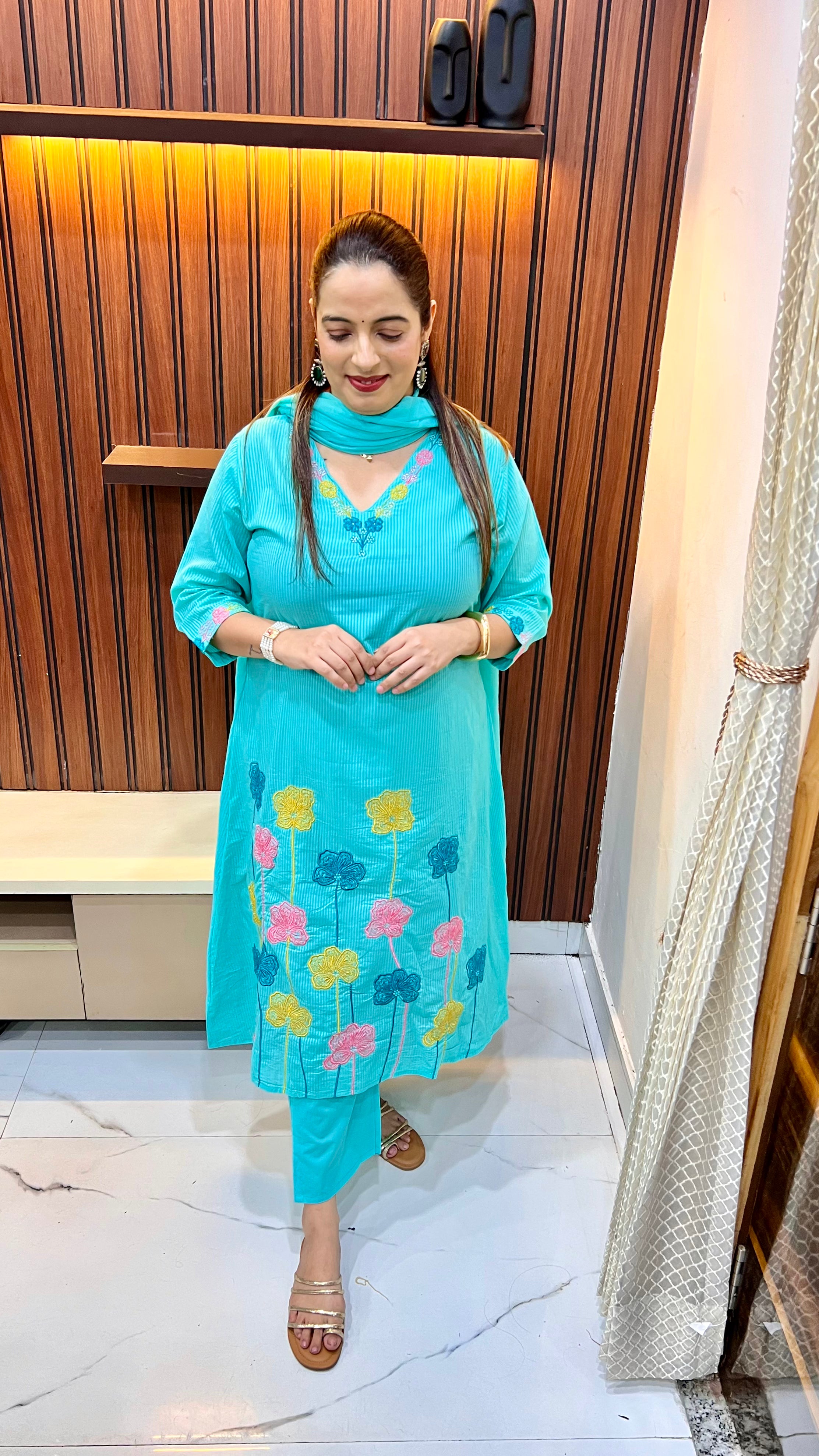 The Boutique Masterpiece: Premium Cotton Self-Print & Appliqué Suit