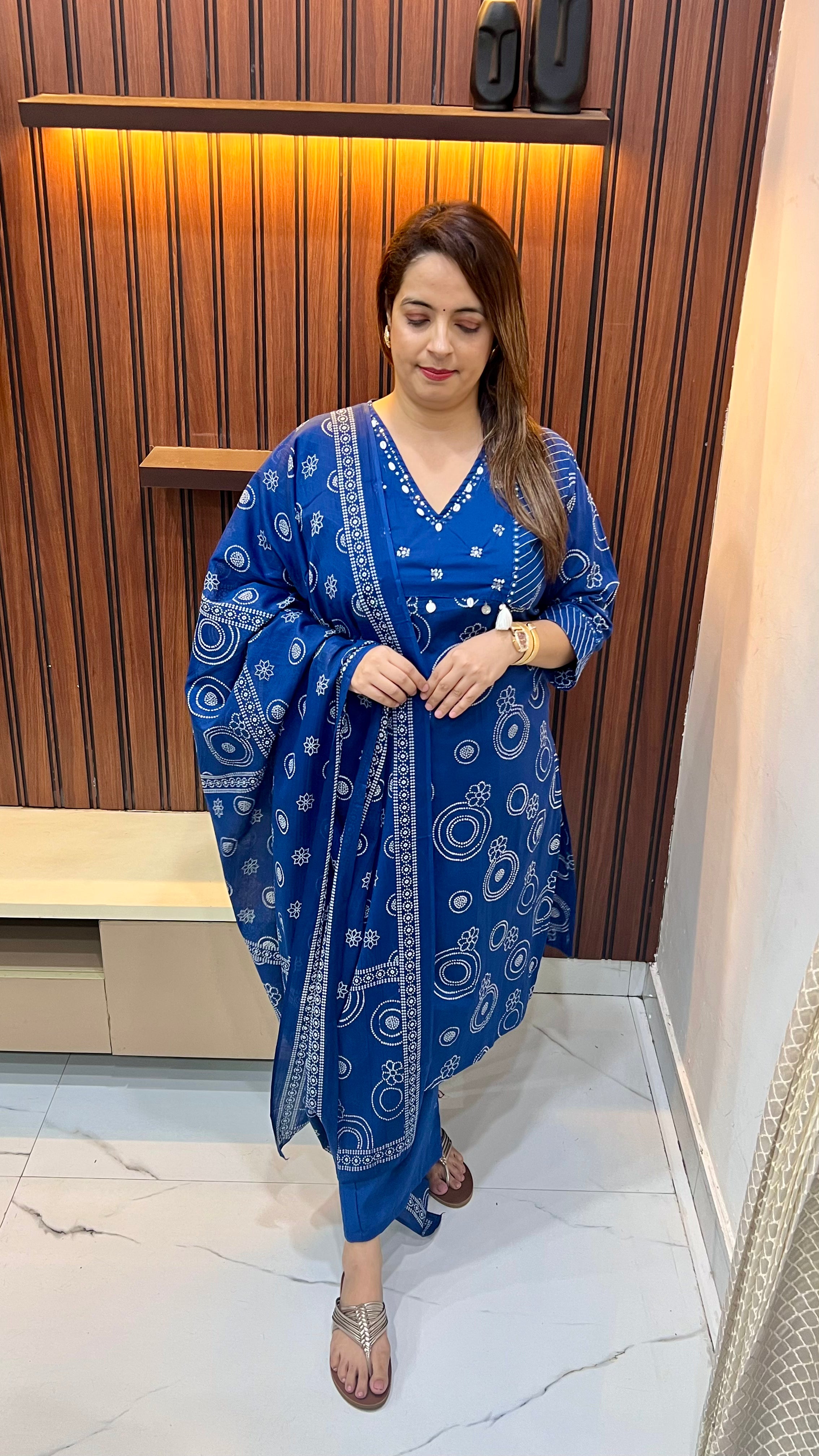 The Heritage Splendor: Pure Cotton Bandhani Hand-Crafted Masterpiece