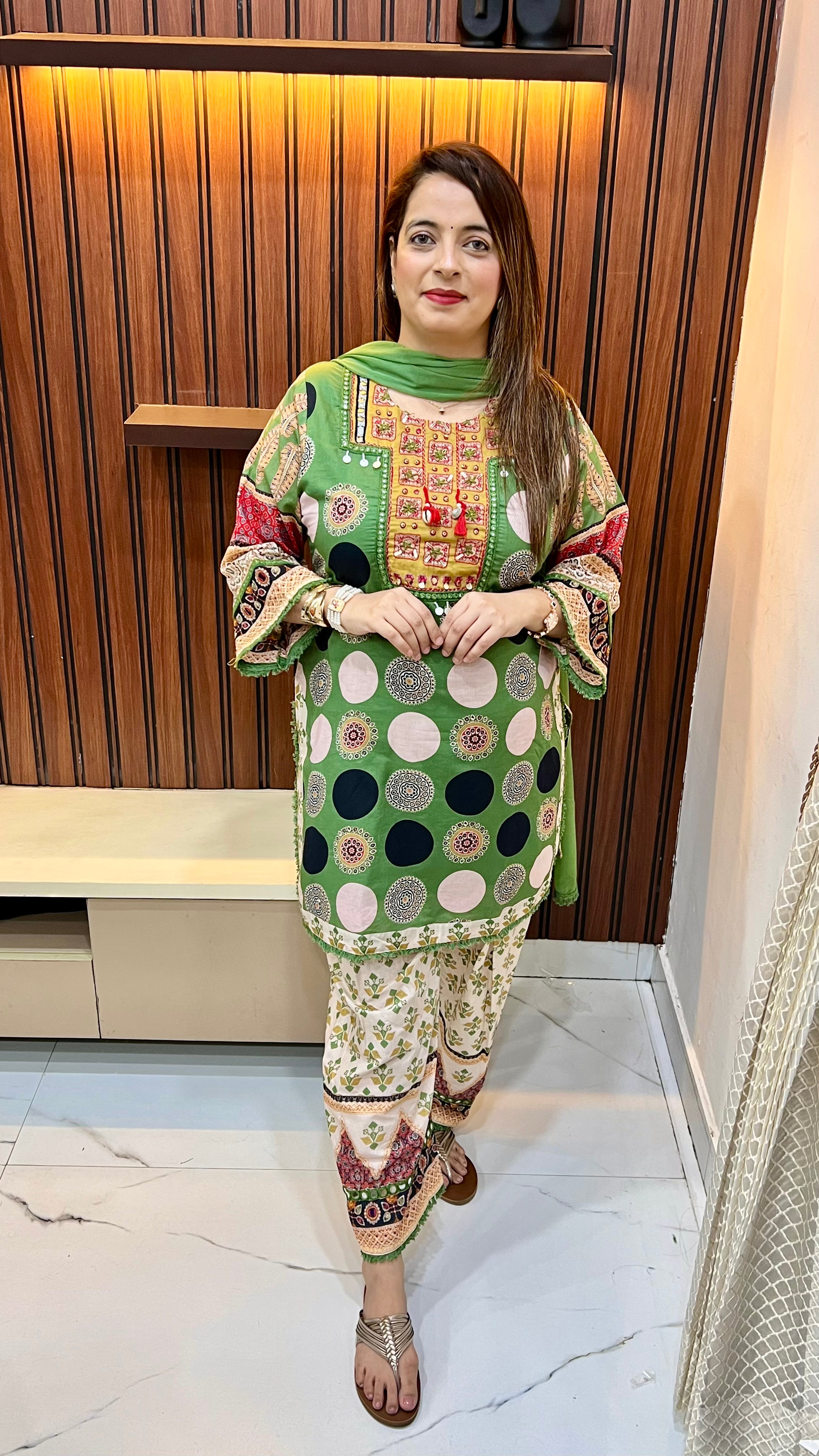Viral Farshi Salwar Suit with Daboo & Kalamkari Print