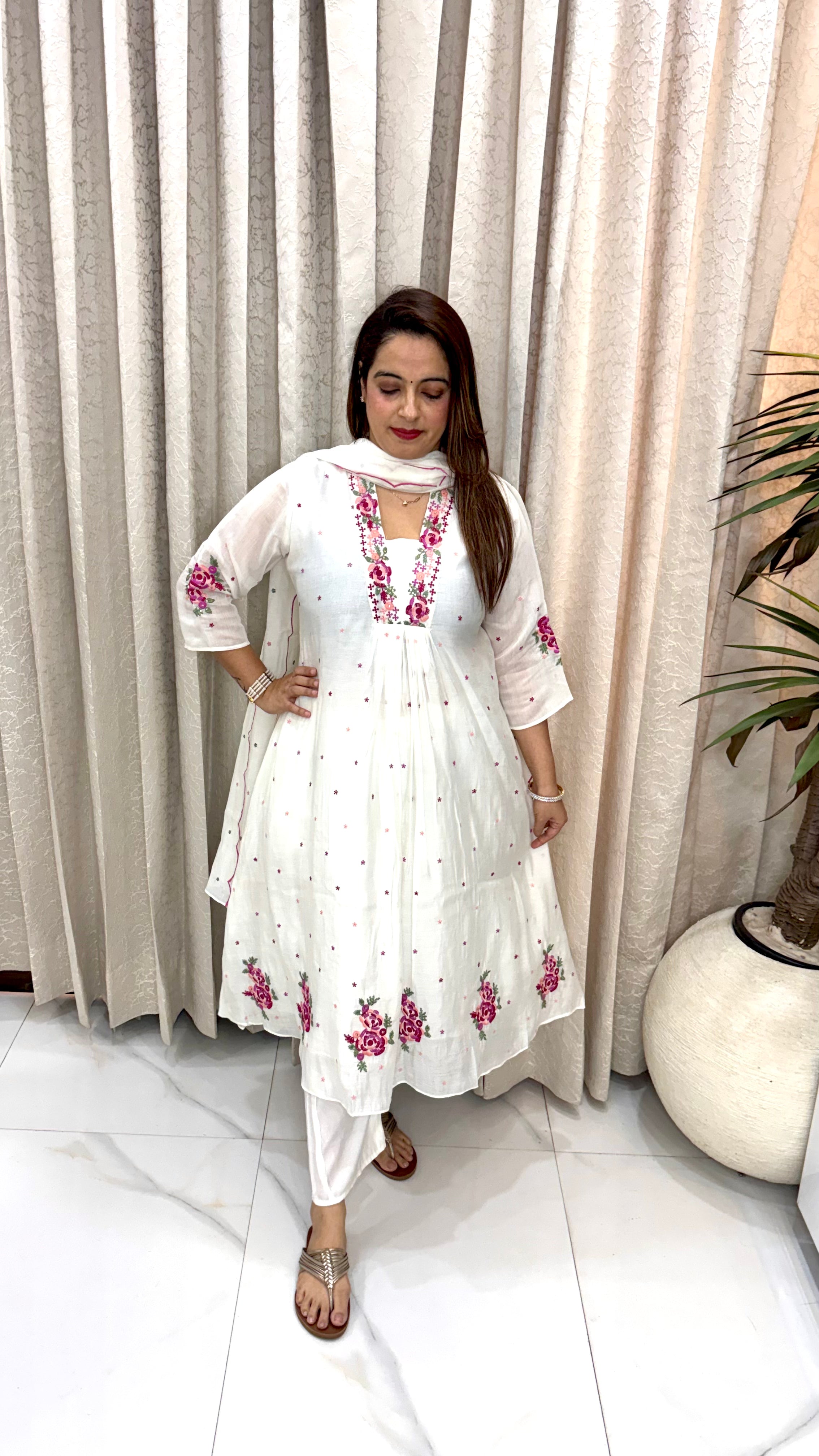 ✨ Mul Chanderi A-Line Suit Set with Cut-Work Details
