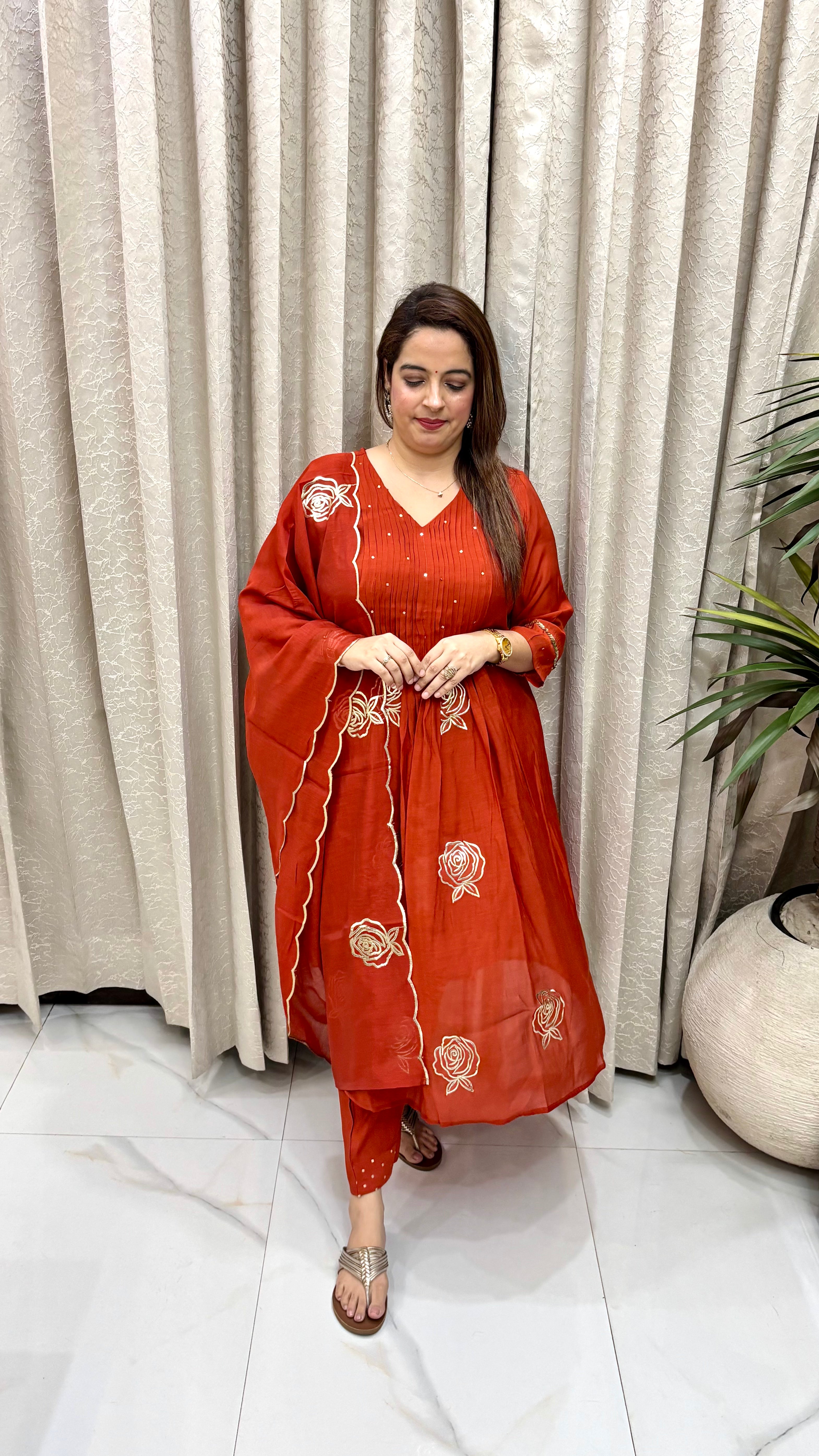 Mul Chanderi Suit Set with Fine Zari Floral Artwork & Soft Cotton Lining
