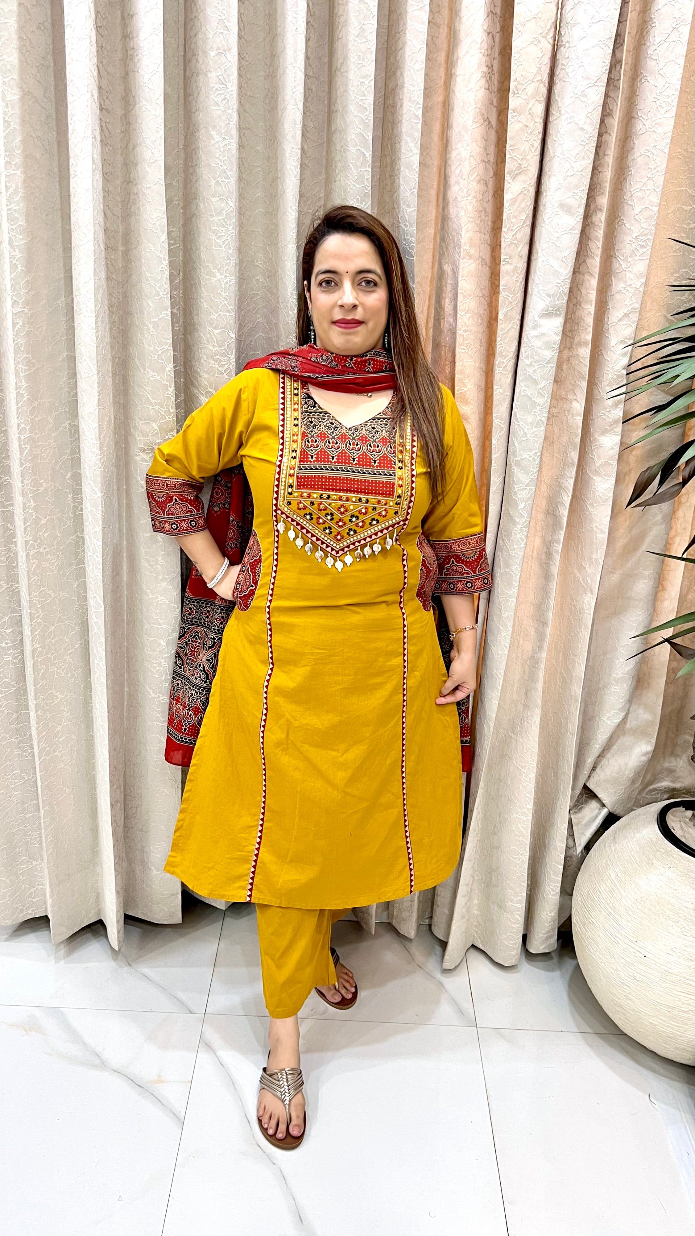 Pure Cotton Kalamkari Print Suit with Resham Work & Designer Pockets