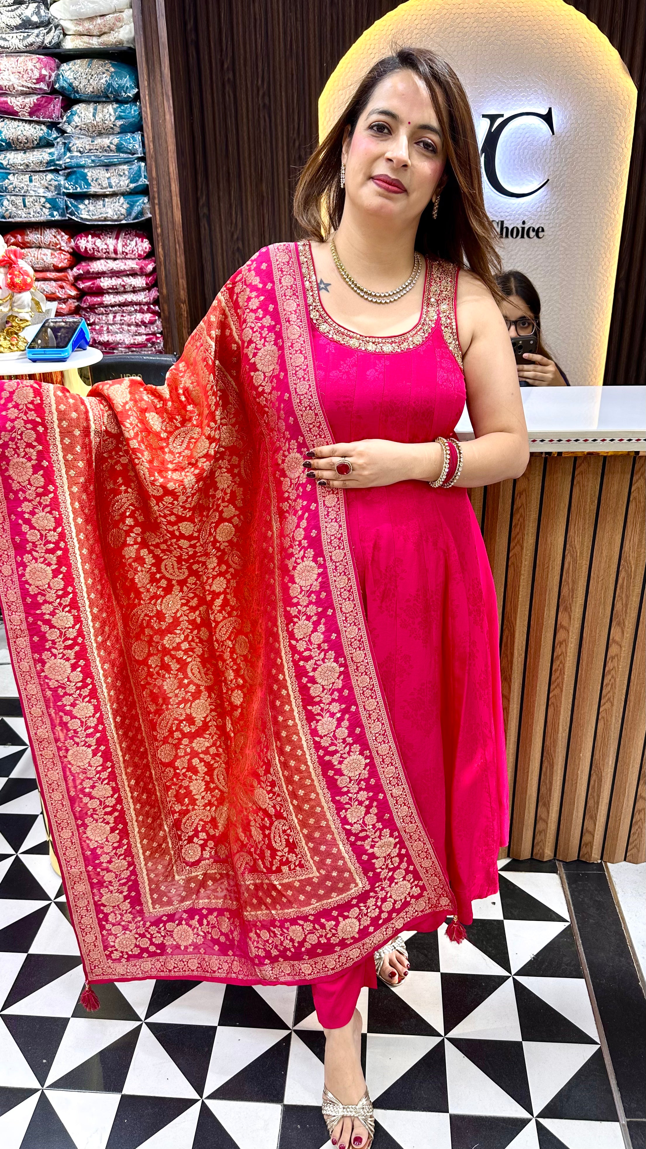 Sleeveless Paper Silk 3-Piece Flared Anarkali Suit Set (With Attached Sleeves)