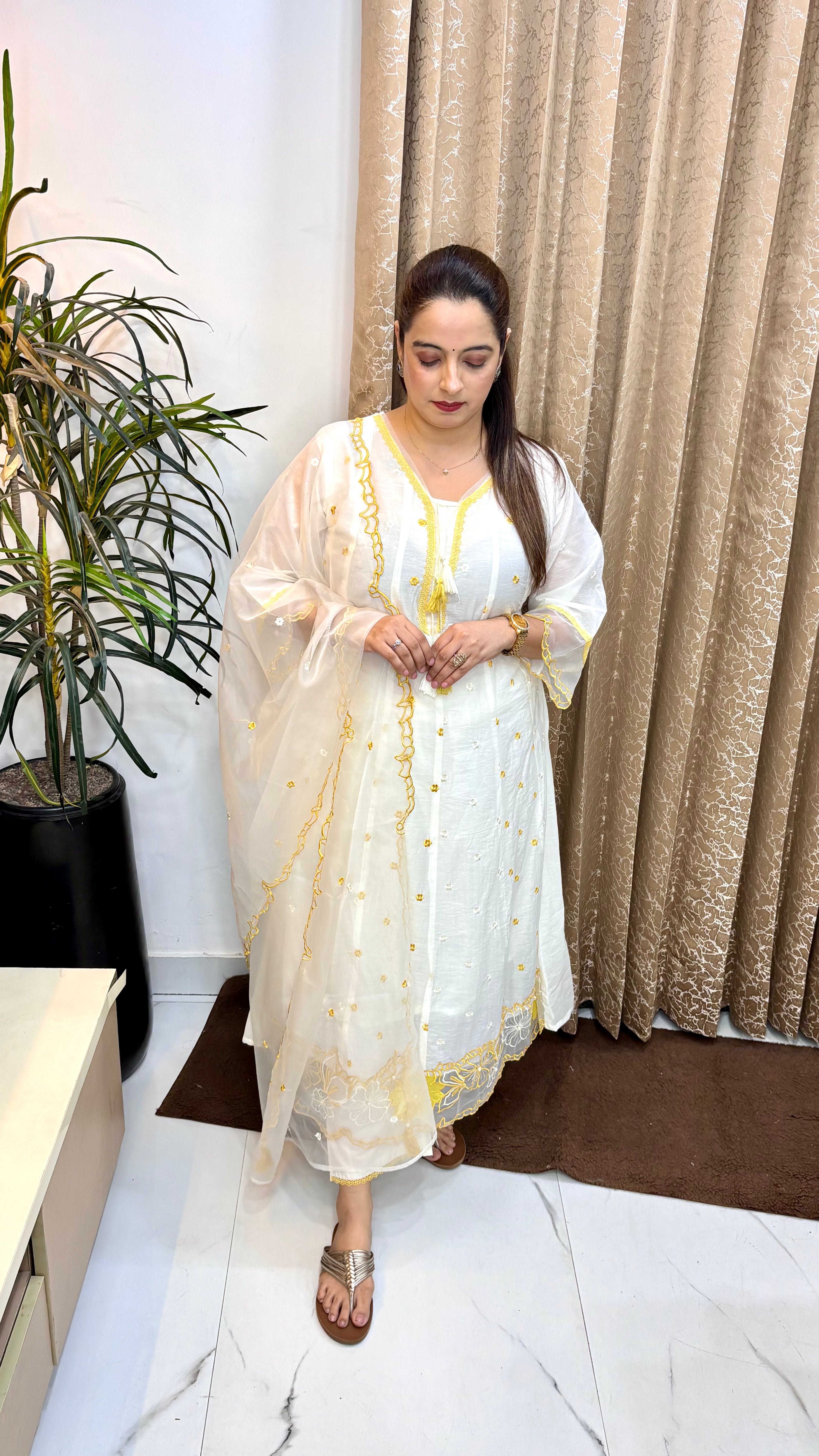 Premium Mul Chanderi Suit with Intricate Applique Work, Crochet Lace & Organza Dupatta