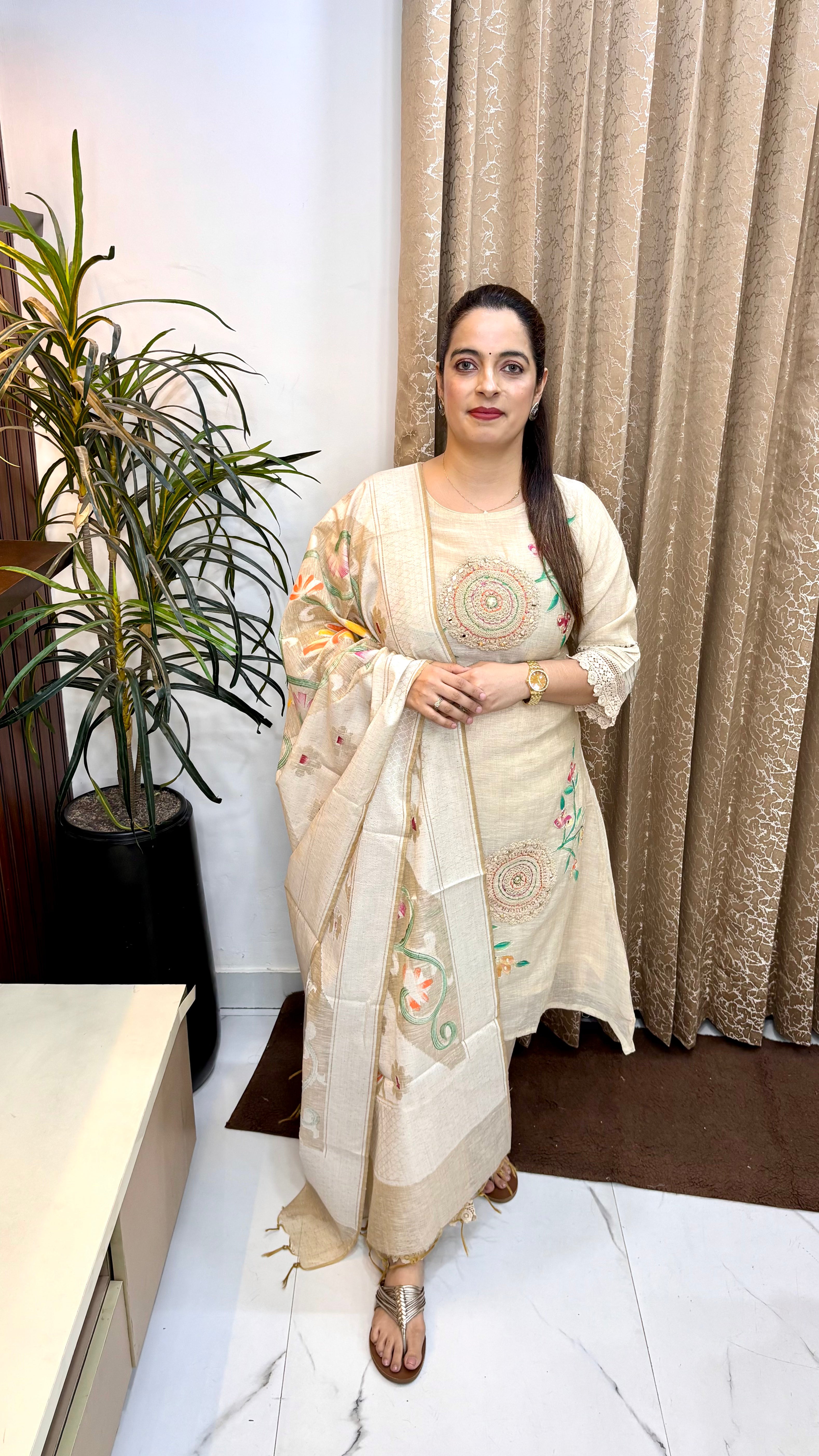 Mul Chanderi Applique Work Suit with Designer C-Cut Hemline & Brush Art Dupatta