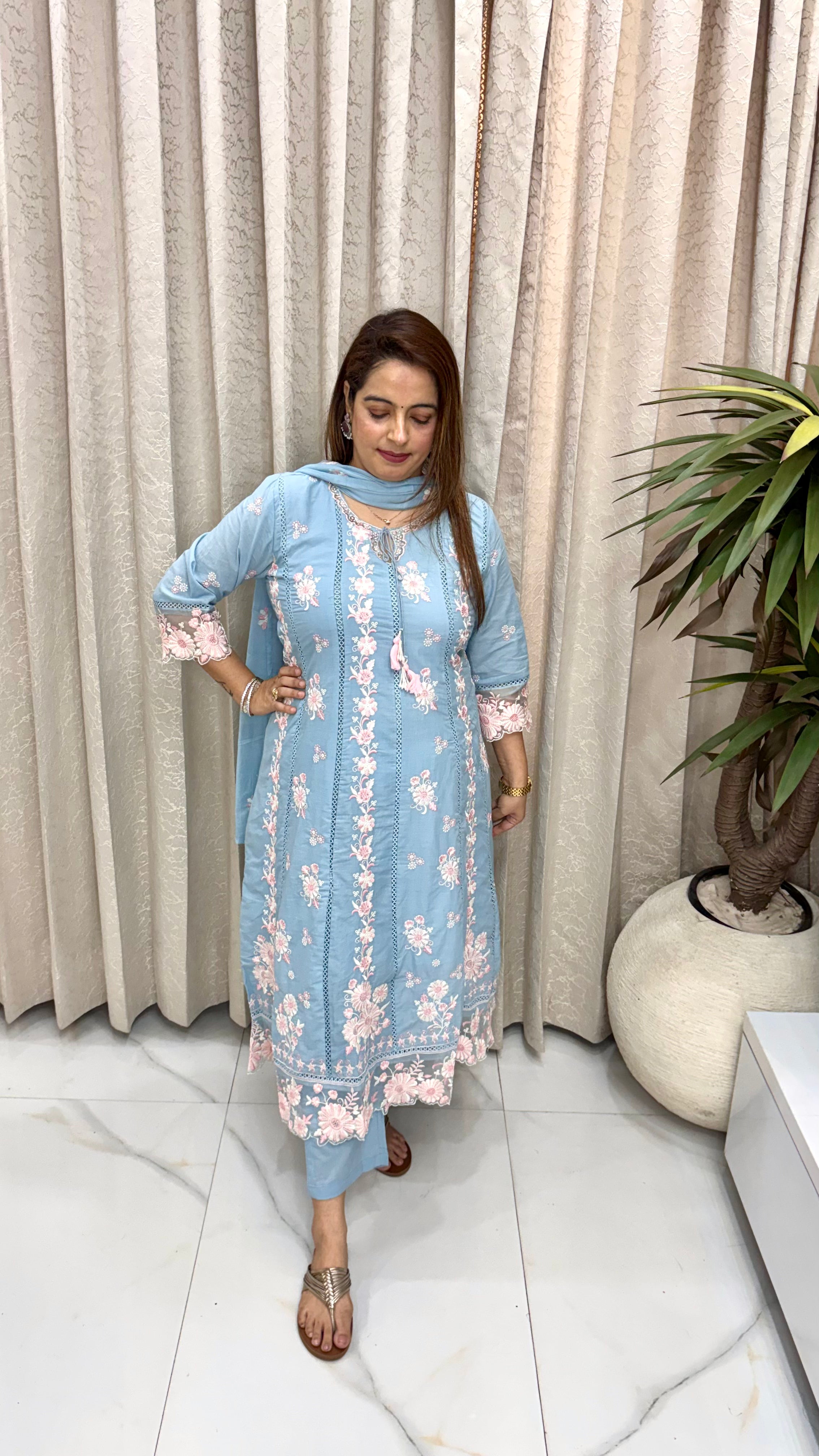 Pure Cotton 6-Kali Anarkali Suit Set with Floral Cutwork Hemline & Organza Panelled Sleeves