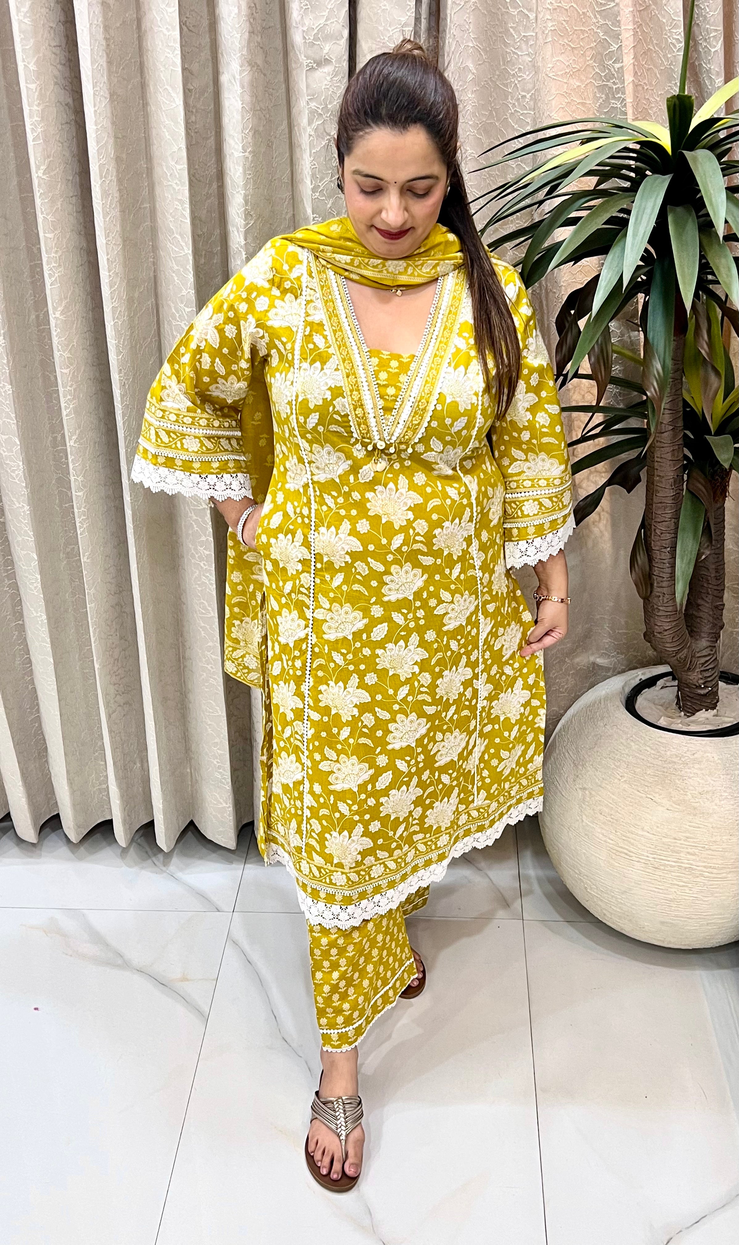 ✨ Pure Cotton Pakistani-Style Suit with Bell Sleeves