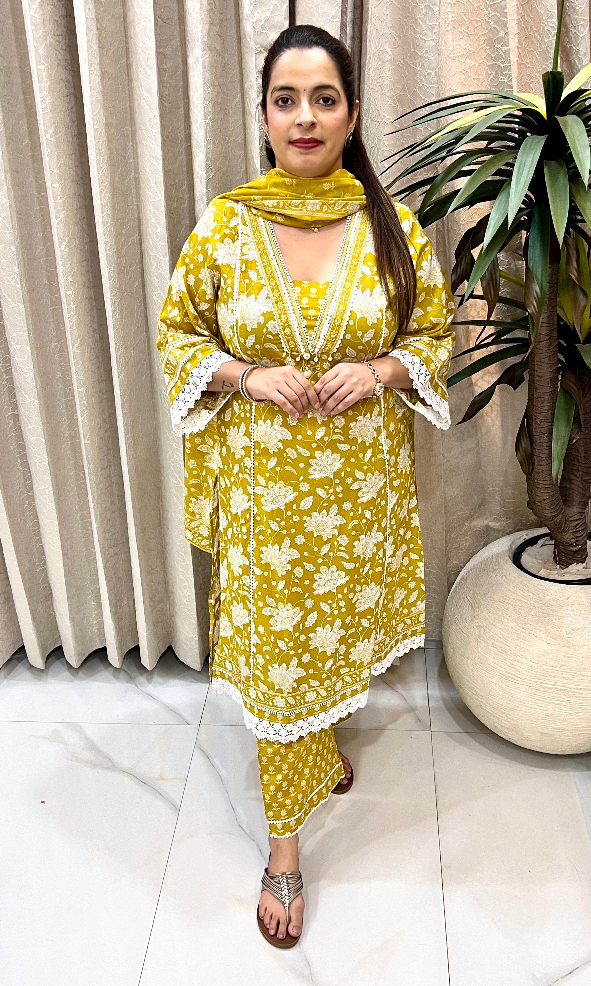 ✨ Pure Cotton Pakistani-Style Suit with Bell Sleeves