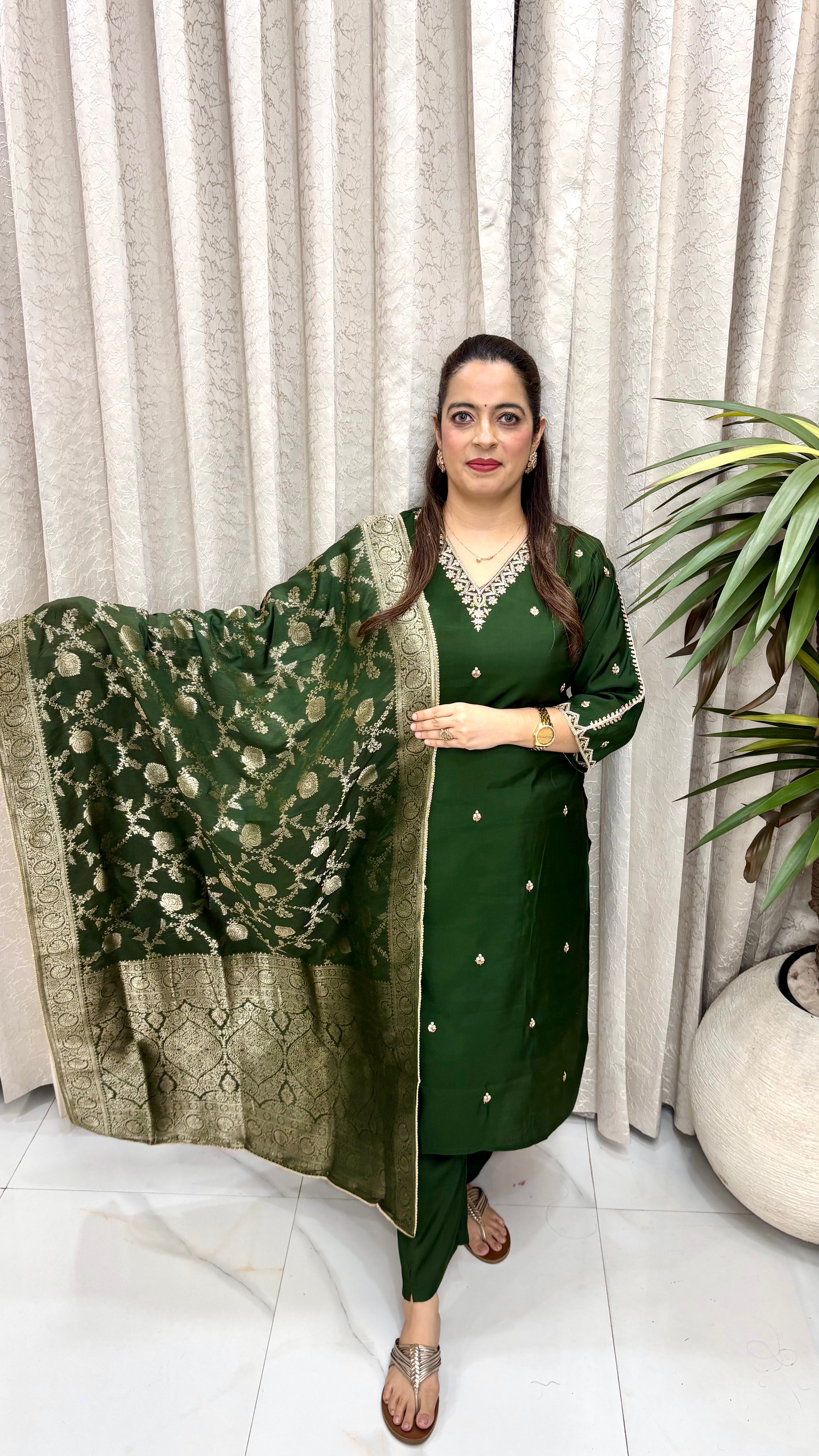Royal Silk Sheen & Timeless Zari Artistry  Premium Paper Silk Suit with Zari-Embellished V-Neckline & Regal Banarasi Silk Dupatta