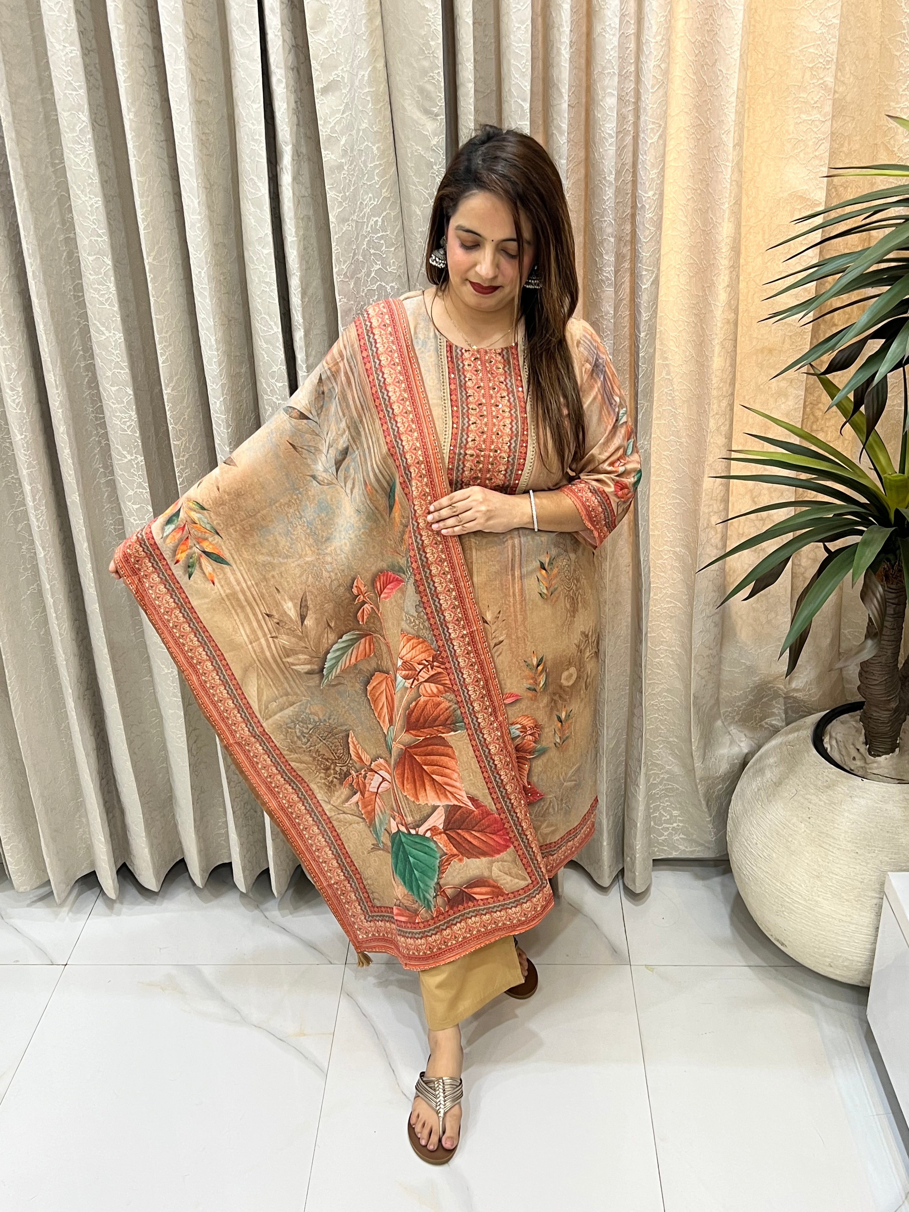 ✨ Mulmul Cotton Suit with Digital Print & Hand Embroidery