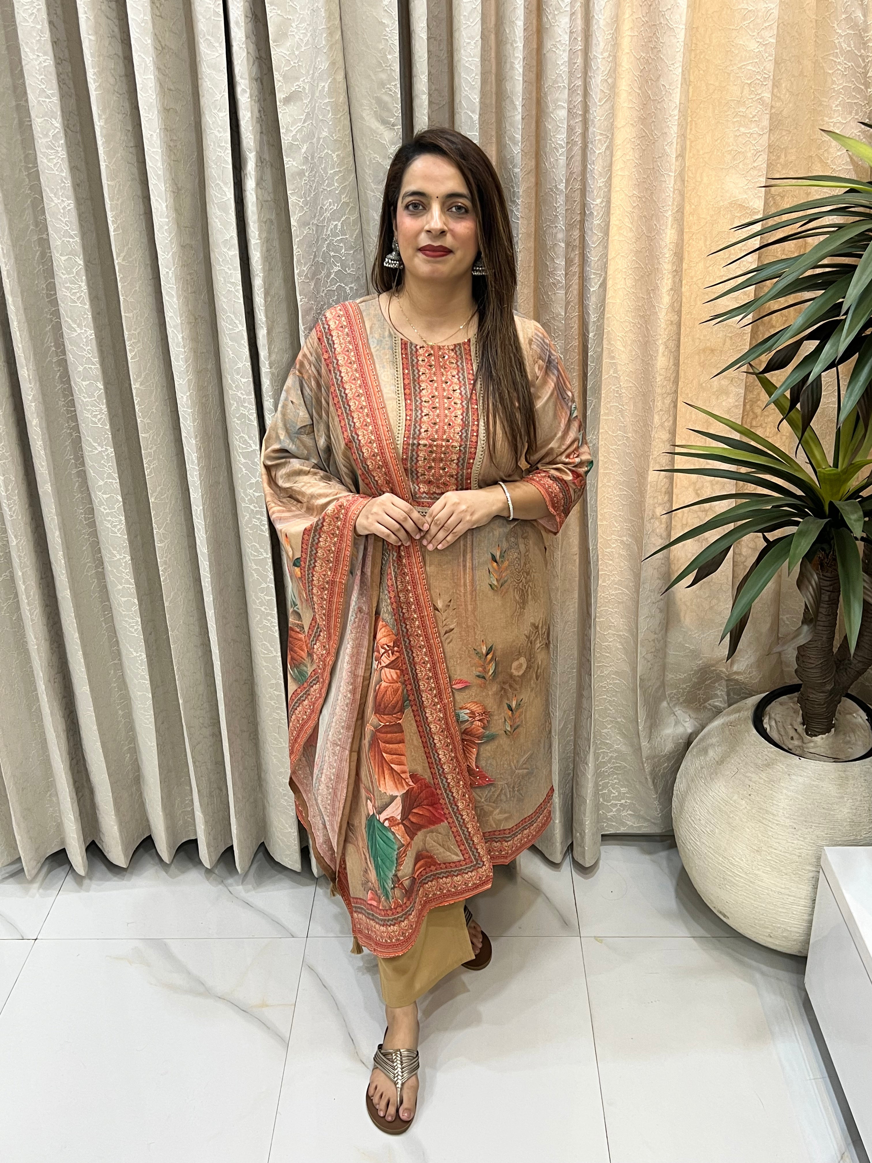 ✨ Mulmul Cotton Suit with Digital Print & Hand Embroidery