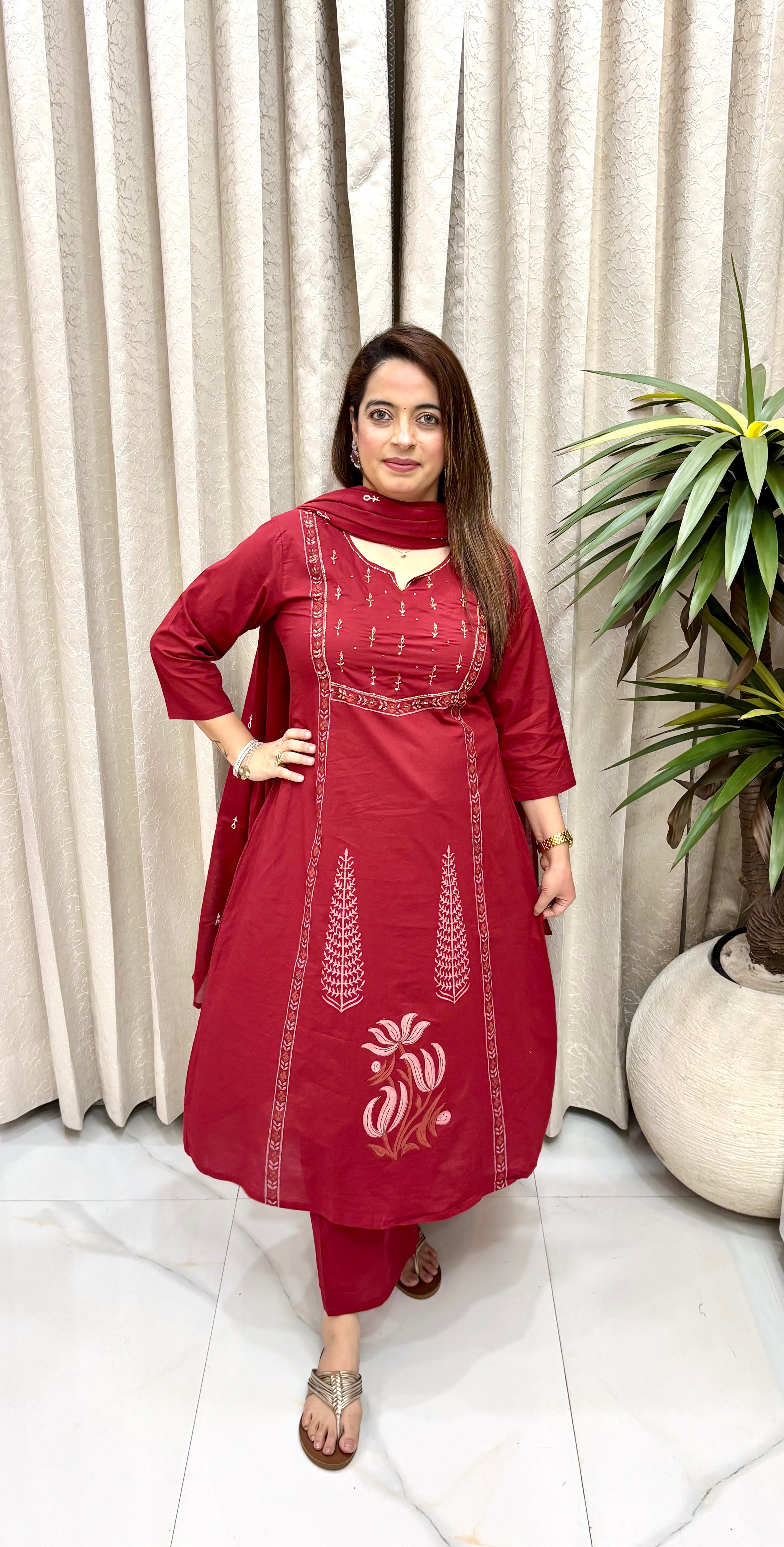 Pure Cotton Hand-Block Print Suit Set with Intricate Cutdana Neckline & Hand-Embroidered Dupatta