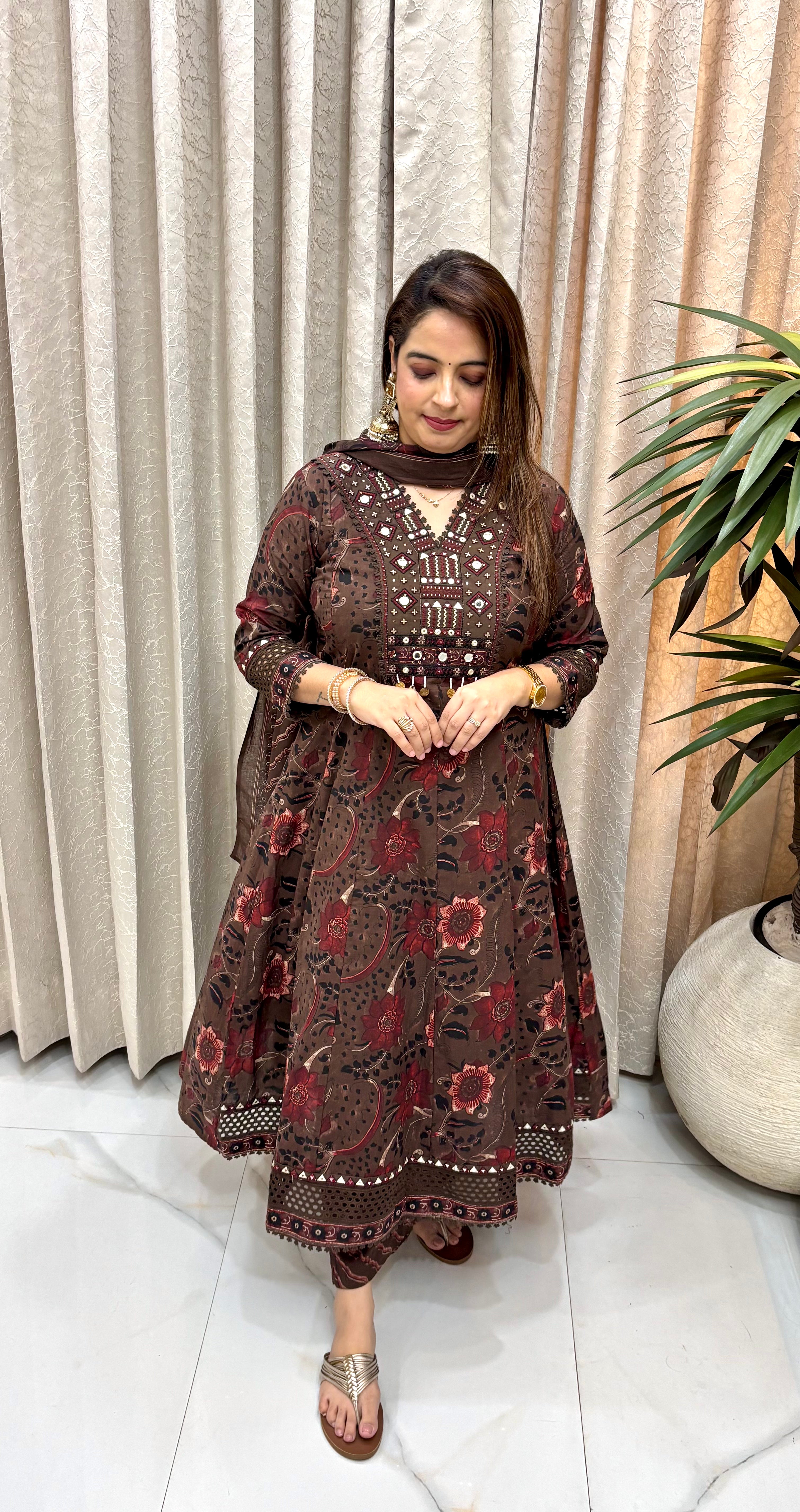 Premium Pure Cotton Kalamkari Suit Set with High-Waist Leheriya Trousers, Real Mirrors, & Soft Mulmul Dupatta