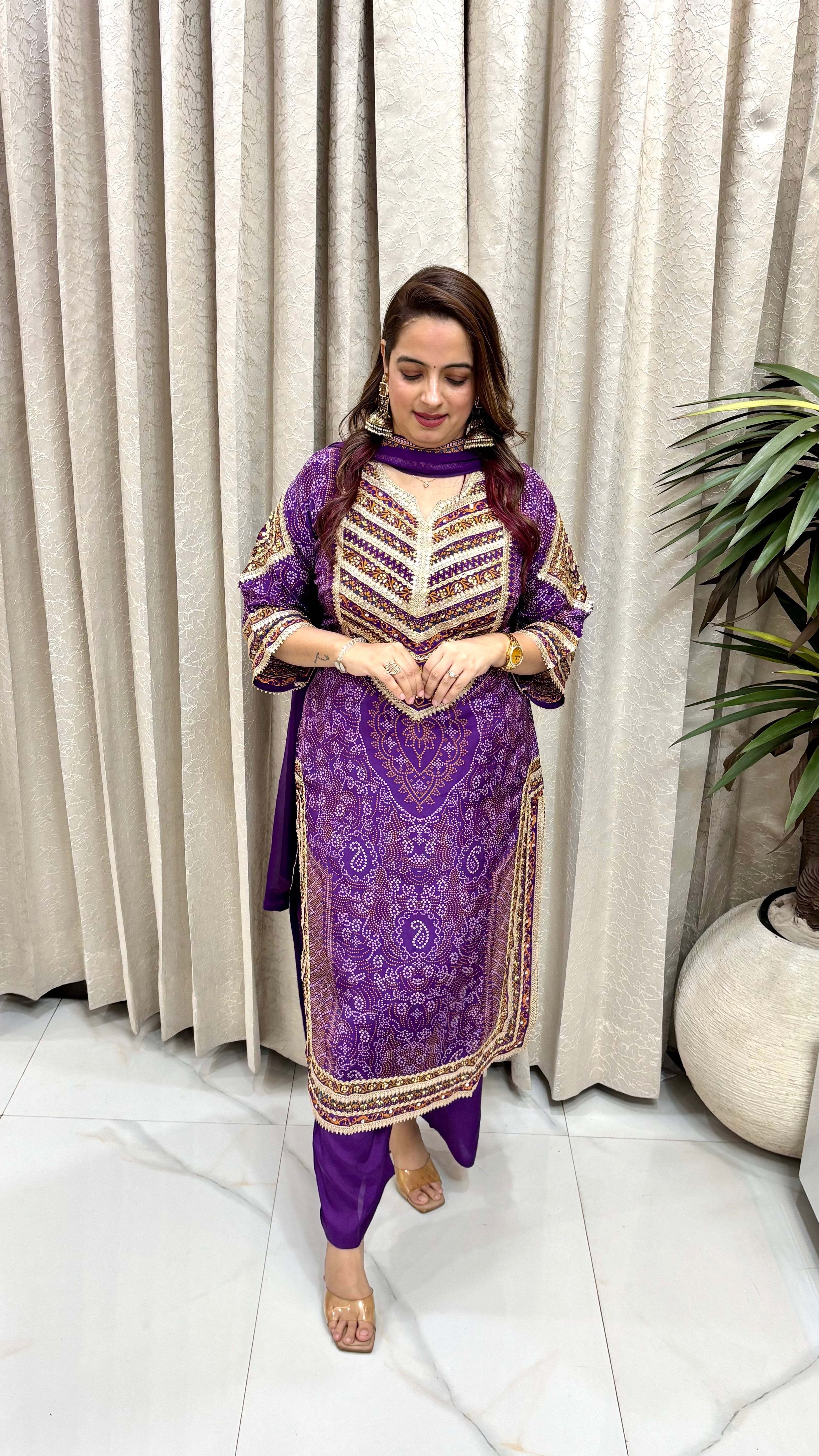 Regal Festive Grandeur: Premium Natural Crepe, Traditional Bandhani Print, Heavy Pakistani-Style Gota Patti Embellishments, & Fluid Dramatic Silhouette