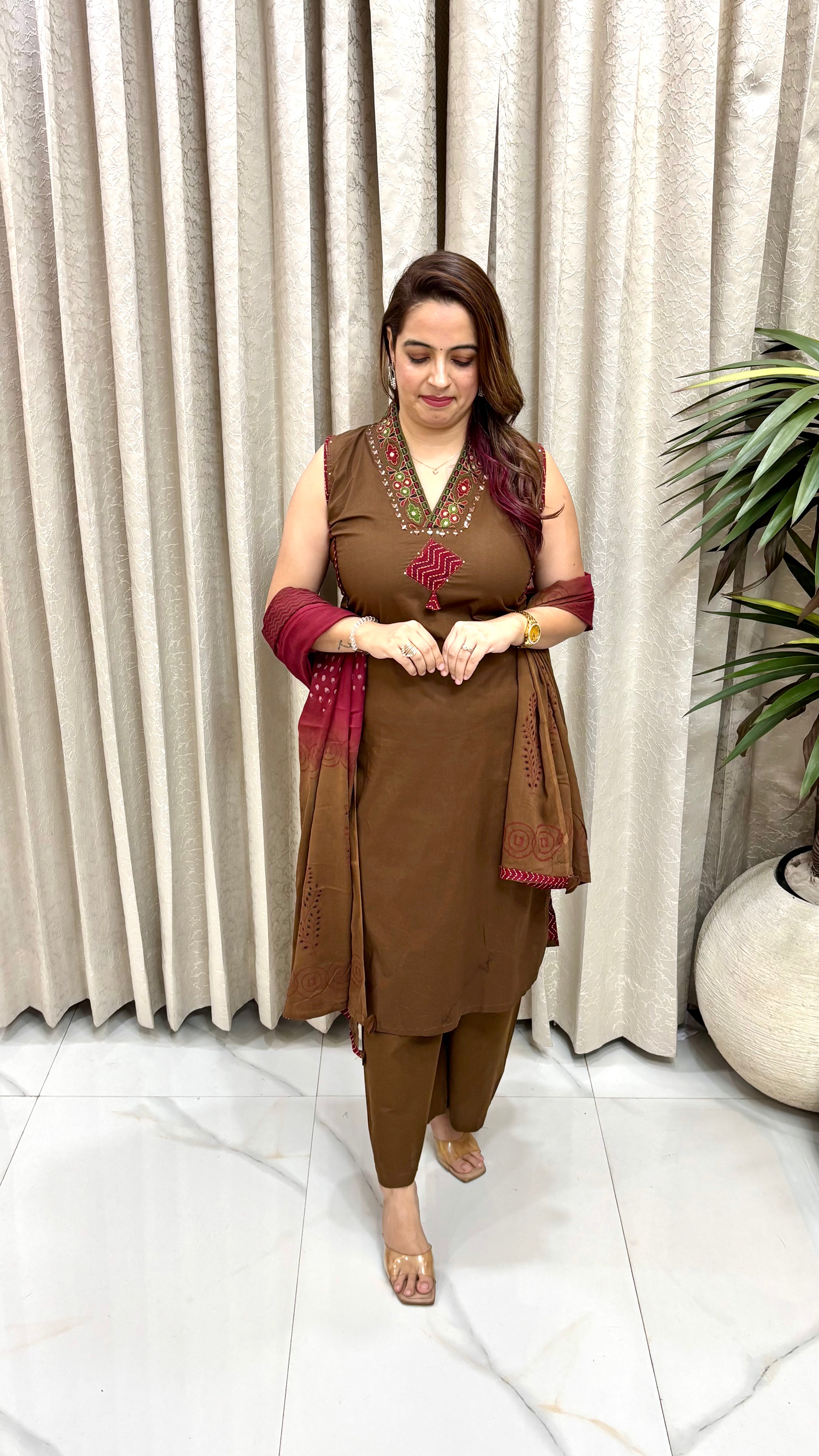 Artisanal Luxury: Premium Cotton Jaipuri Suit with Multi-Craft Chinese Collar, Statement Appliqué Work, & Relaxed Palazzo