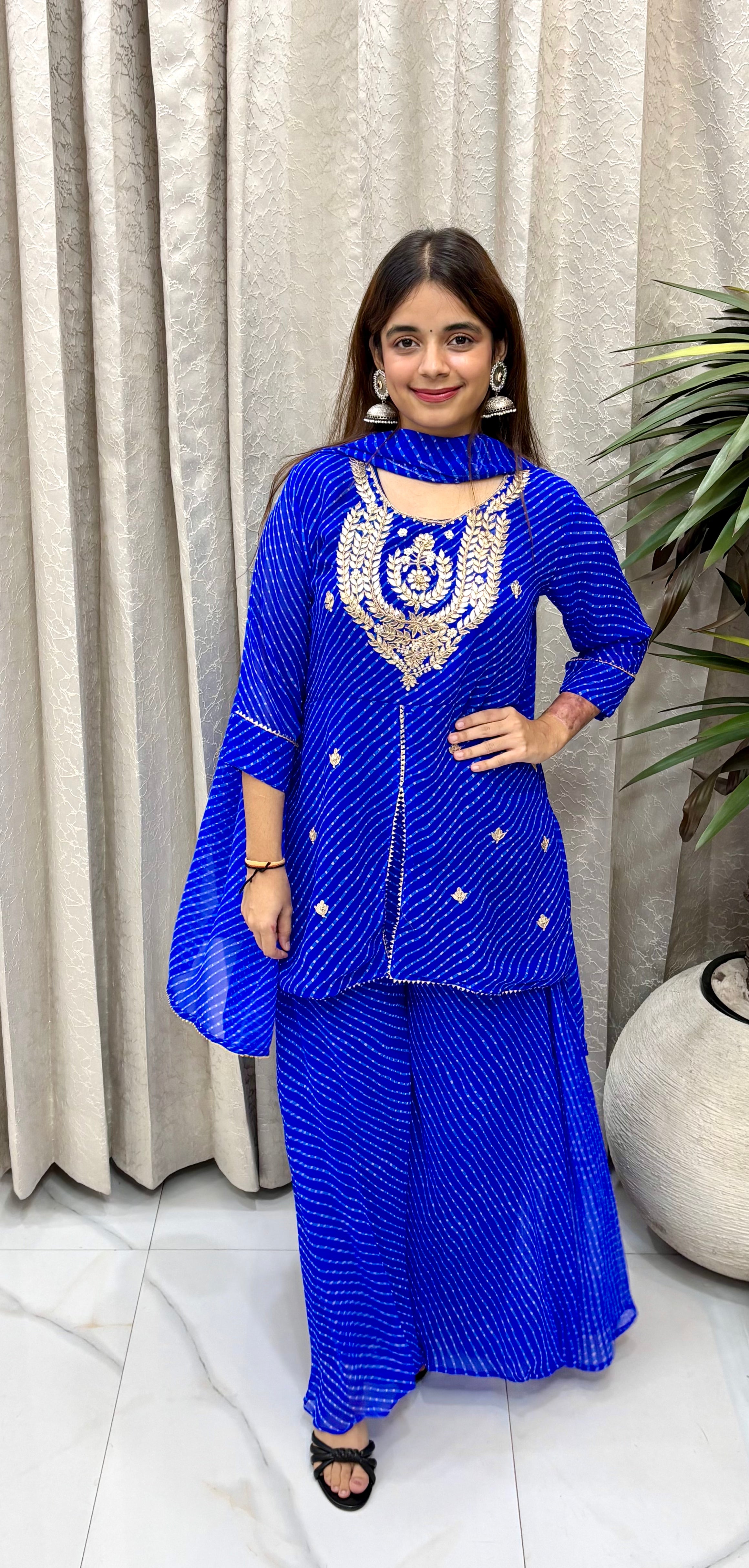 Regal Rajasthani Fusion: Pure Georgette, Traditional Leheriya Print, Zardozi & Gota Patti Artistry, & Modern Center-Cut Choli Silhouette