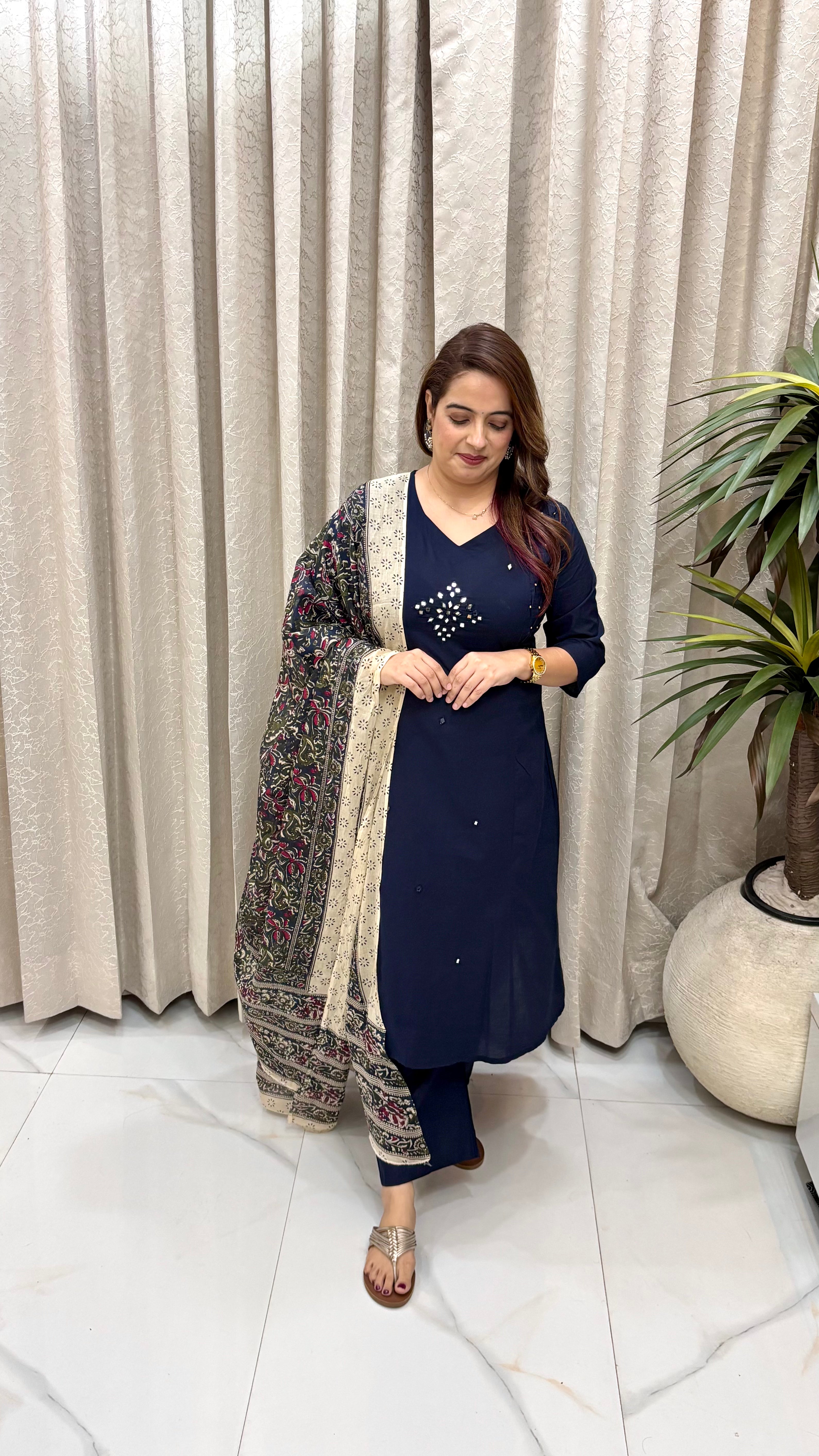 Artisanal Craftsmanship & Breathable Luxury: Pure Navy Blue Cotton, Real Mirror & Thread Work, Pintuck Detailing, & Authentic Kalamkari Dupatta