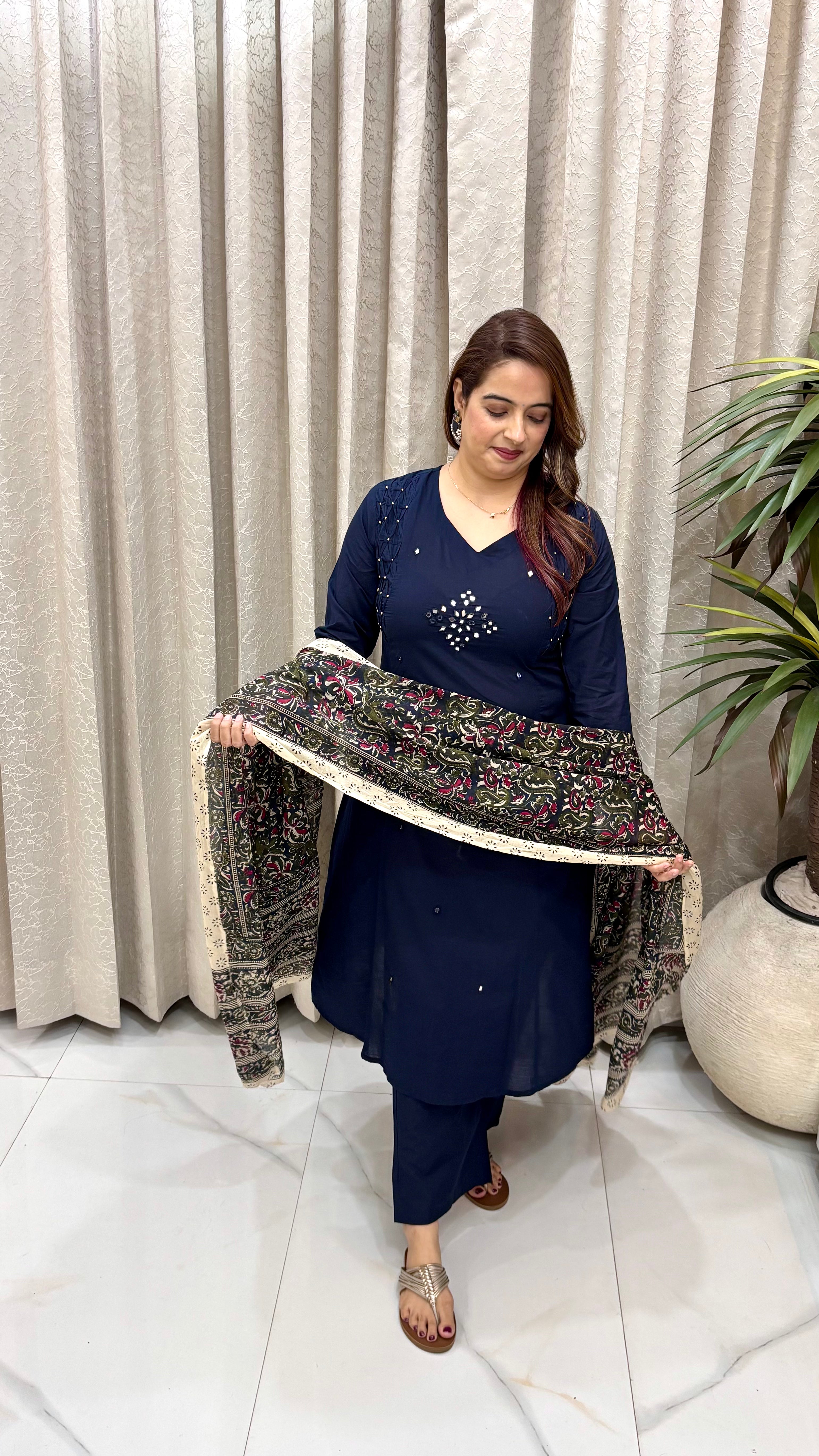 Artisanal Craftsmanship & Breathable Luxury: Pure Navy Blue Cotton, Real Mirror & Thread Work, Pintuck Detailing, & Authentic Kalamkari Dupatta