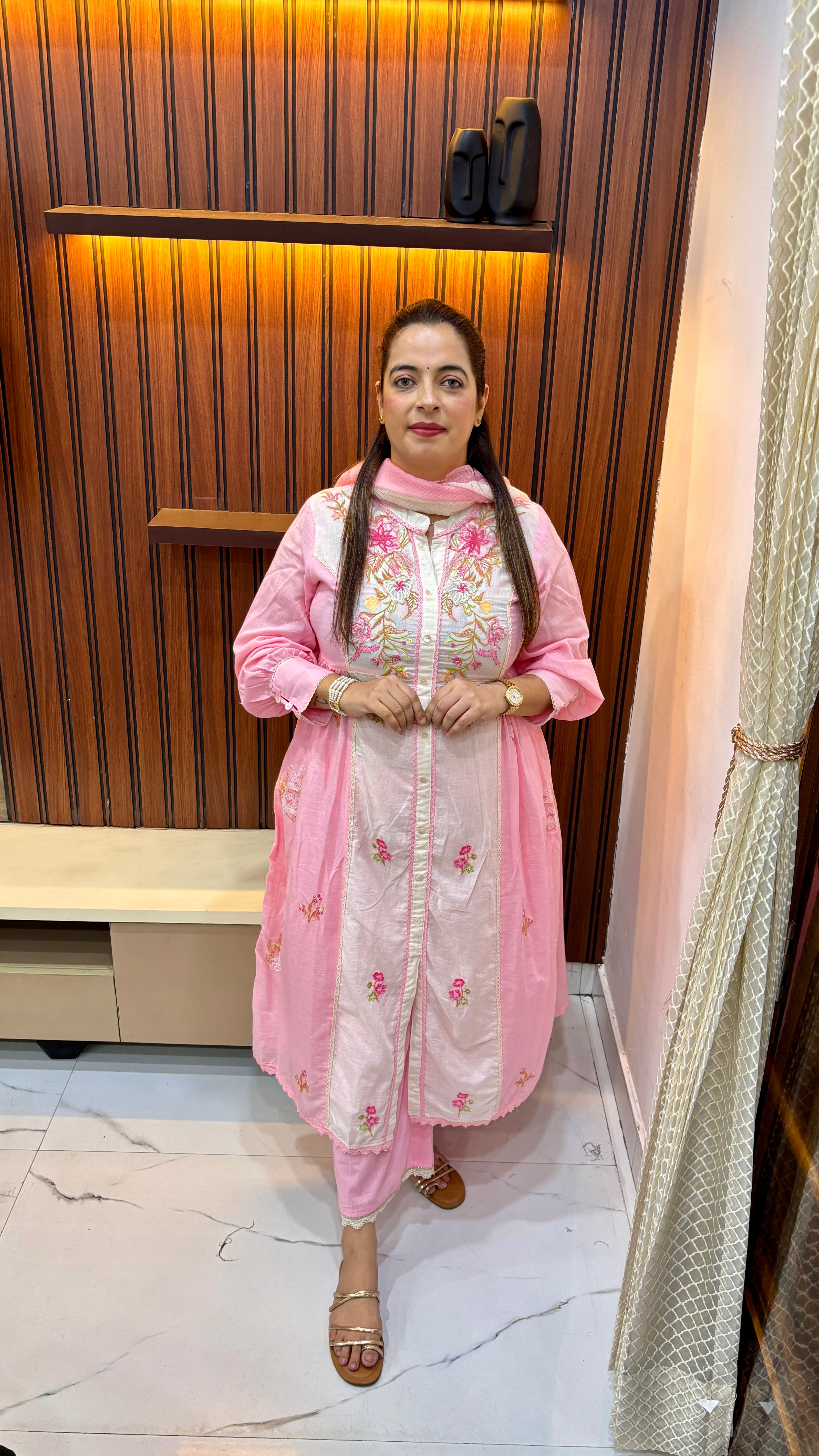 ✨Mul Mul Cotton Gathered Suit with Dual-Shade Kota Doria Dupatta ✨