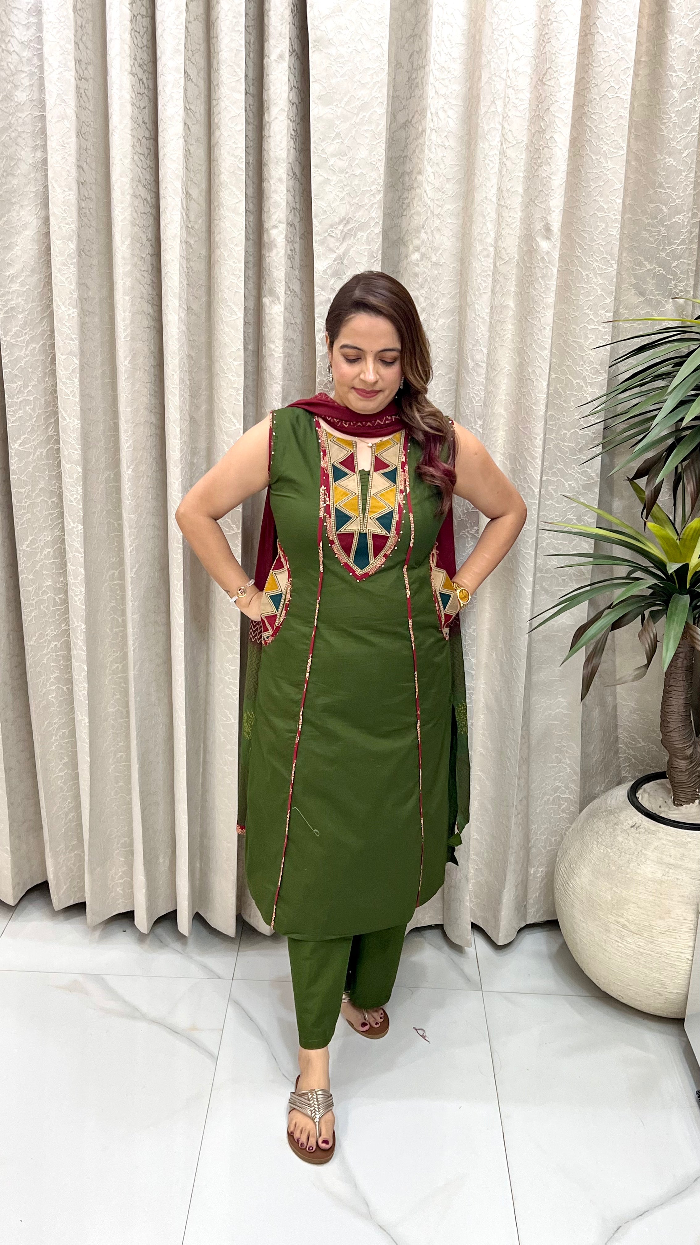 The Pure Cotton Sleeveless A-Line Suit with Katha & Block Print