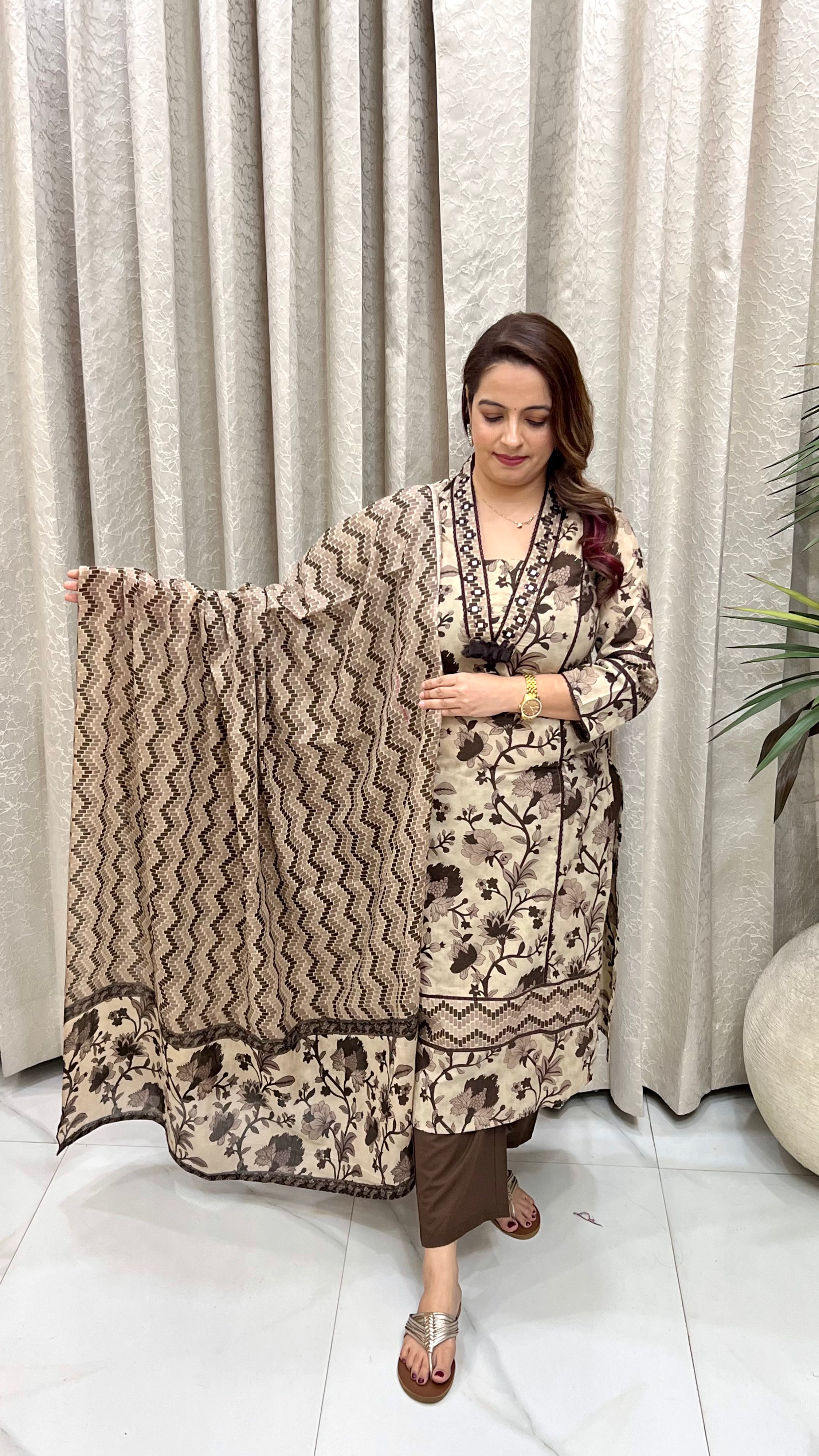 The Pure Cotton Kalamkari Mirror & Crochet Lace Suit