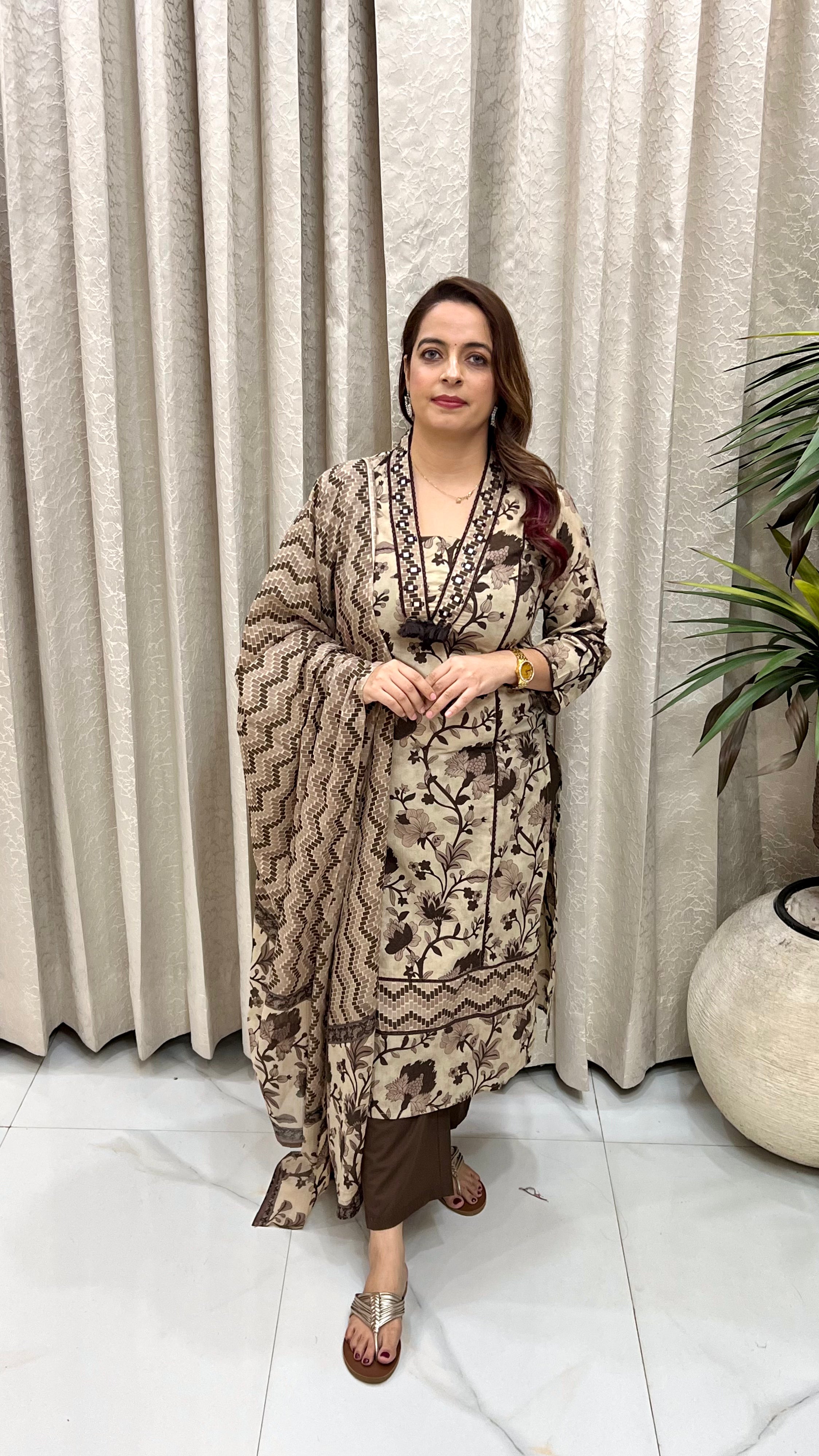 The Pure Cotton Kalamkari Mirror & Crochet Lace Suit