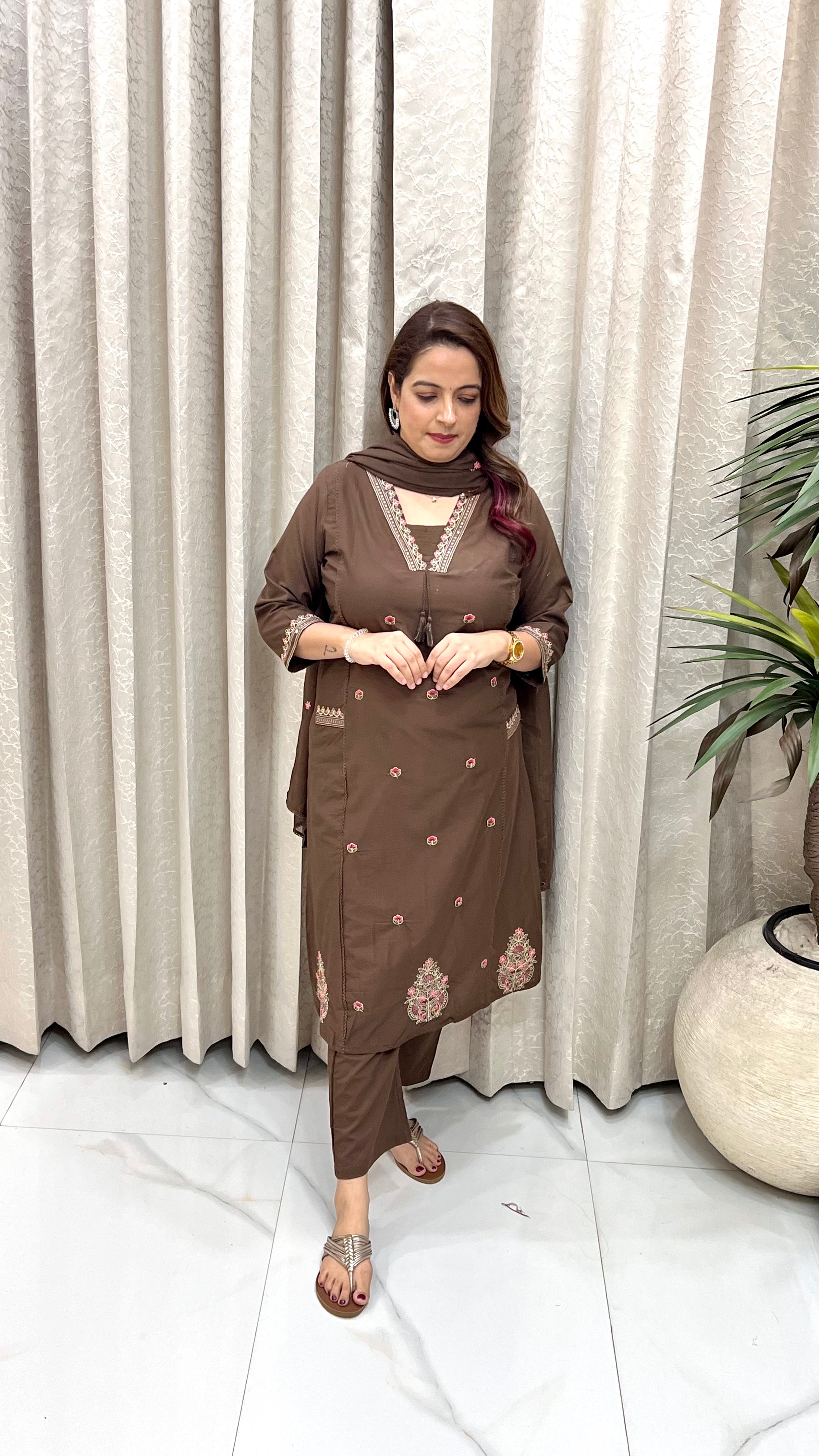 The Pure Cotton Crochet Lace & Tassel Suit