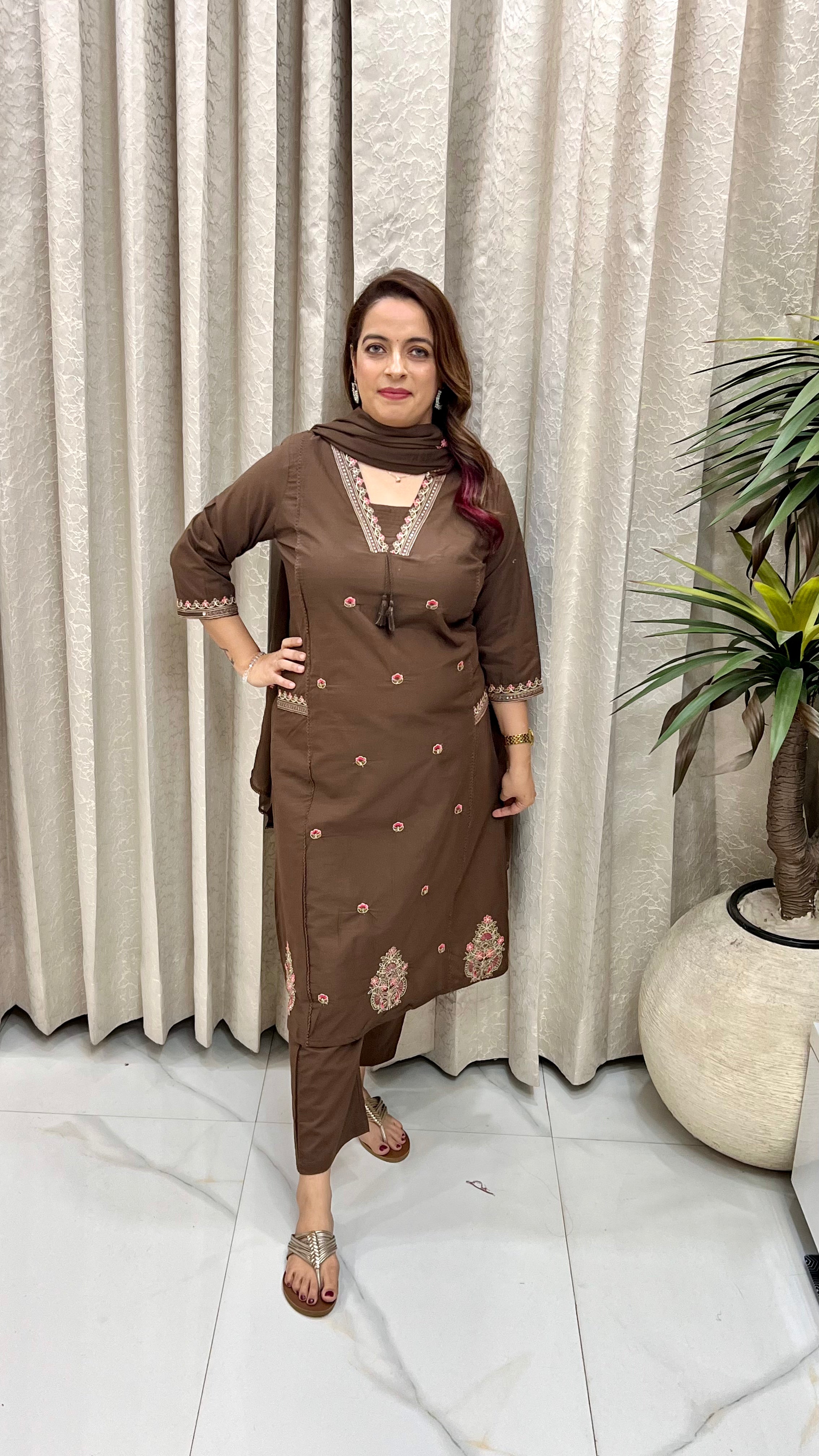The Pure Cotton Crochet Lace & Tassel Suit