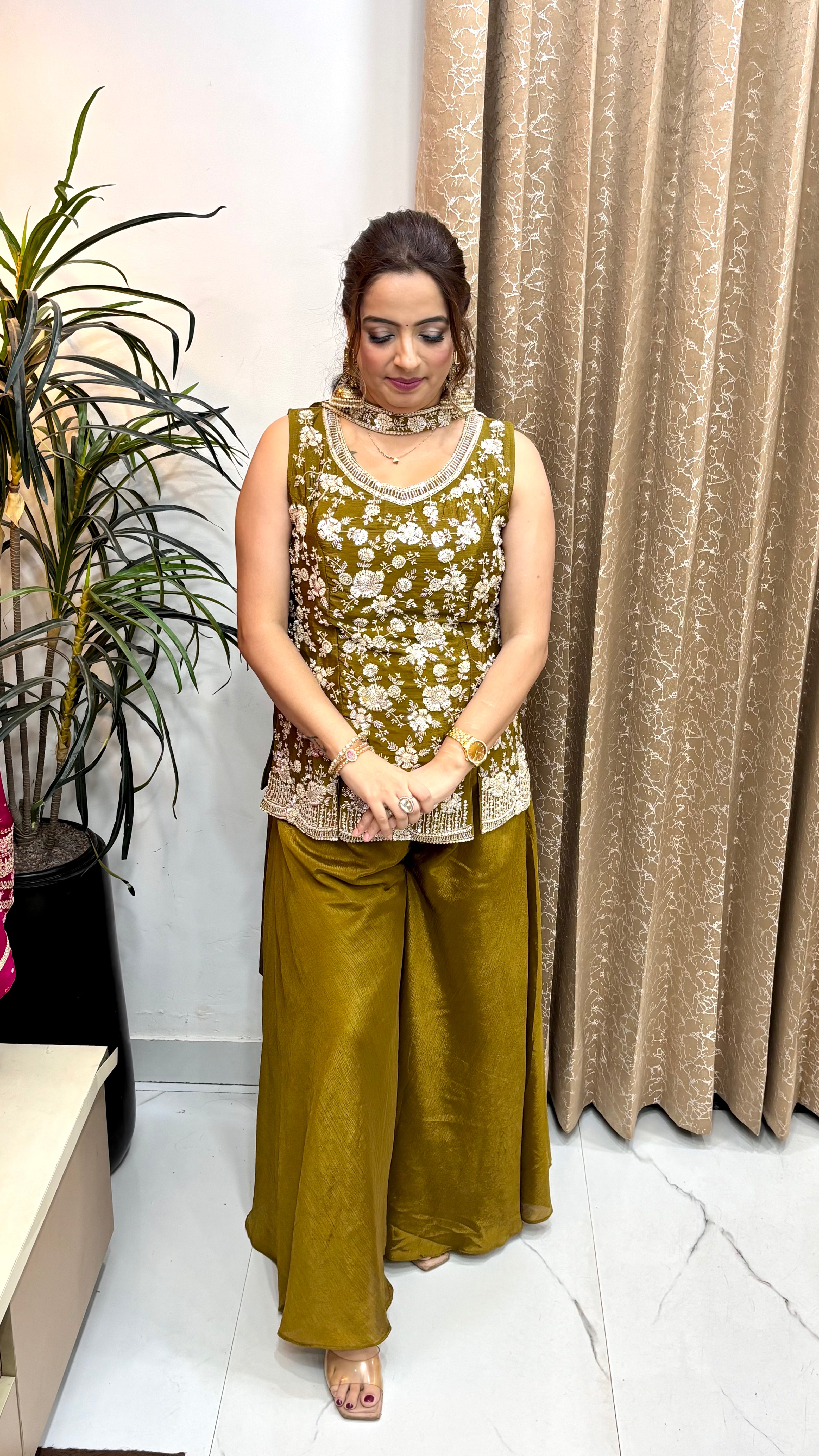 The Pure Chinon Sleeveless Suit with Flared Divider & Heavy Embroidery