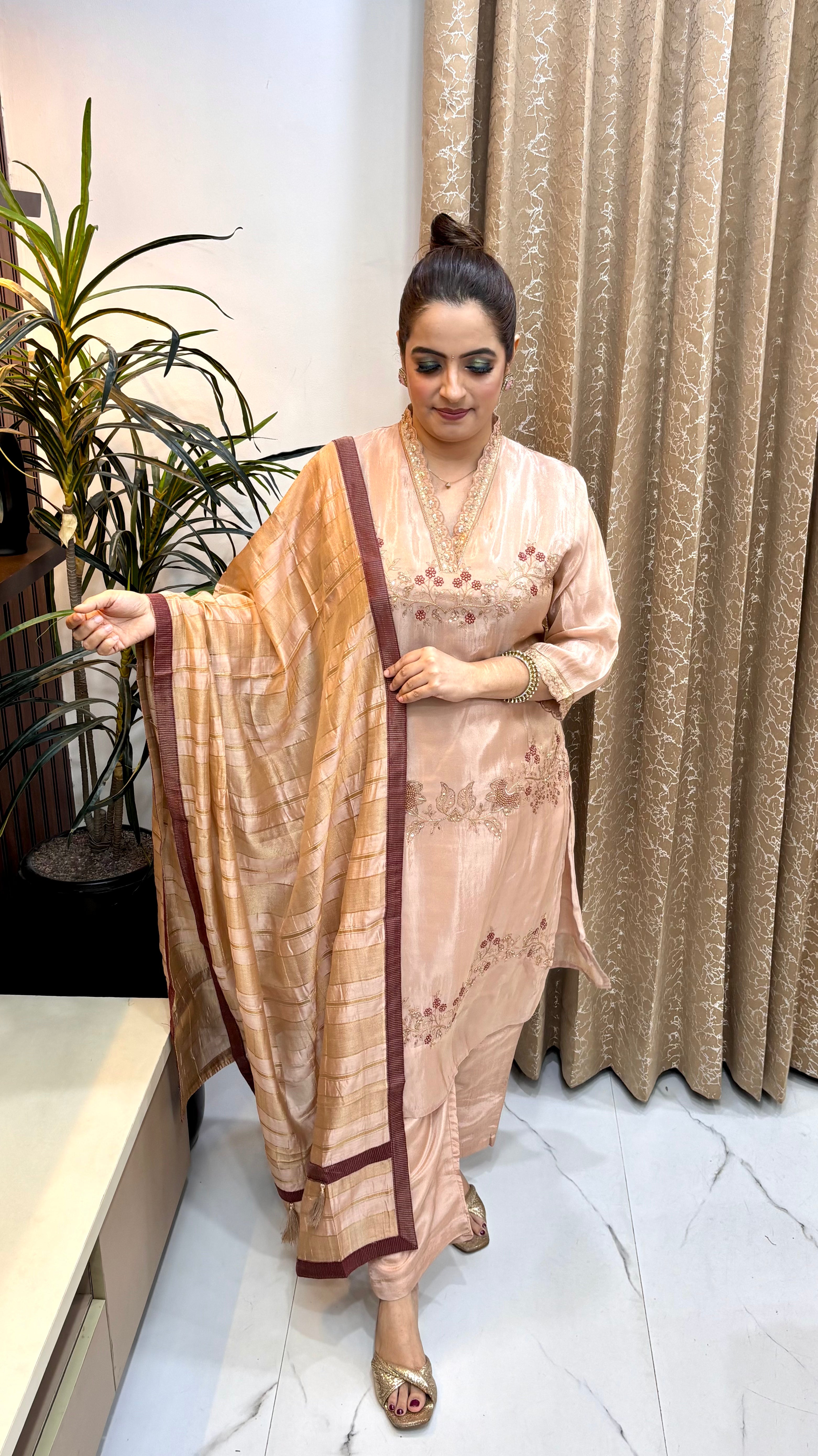 The Organza Shimmer Suit with Cutwork V-Neck, Hand Resham Embroidery, & Lagdi Patta Dupatta