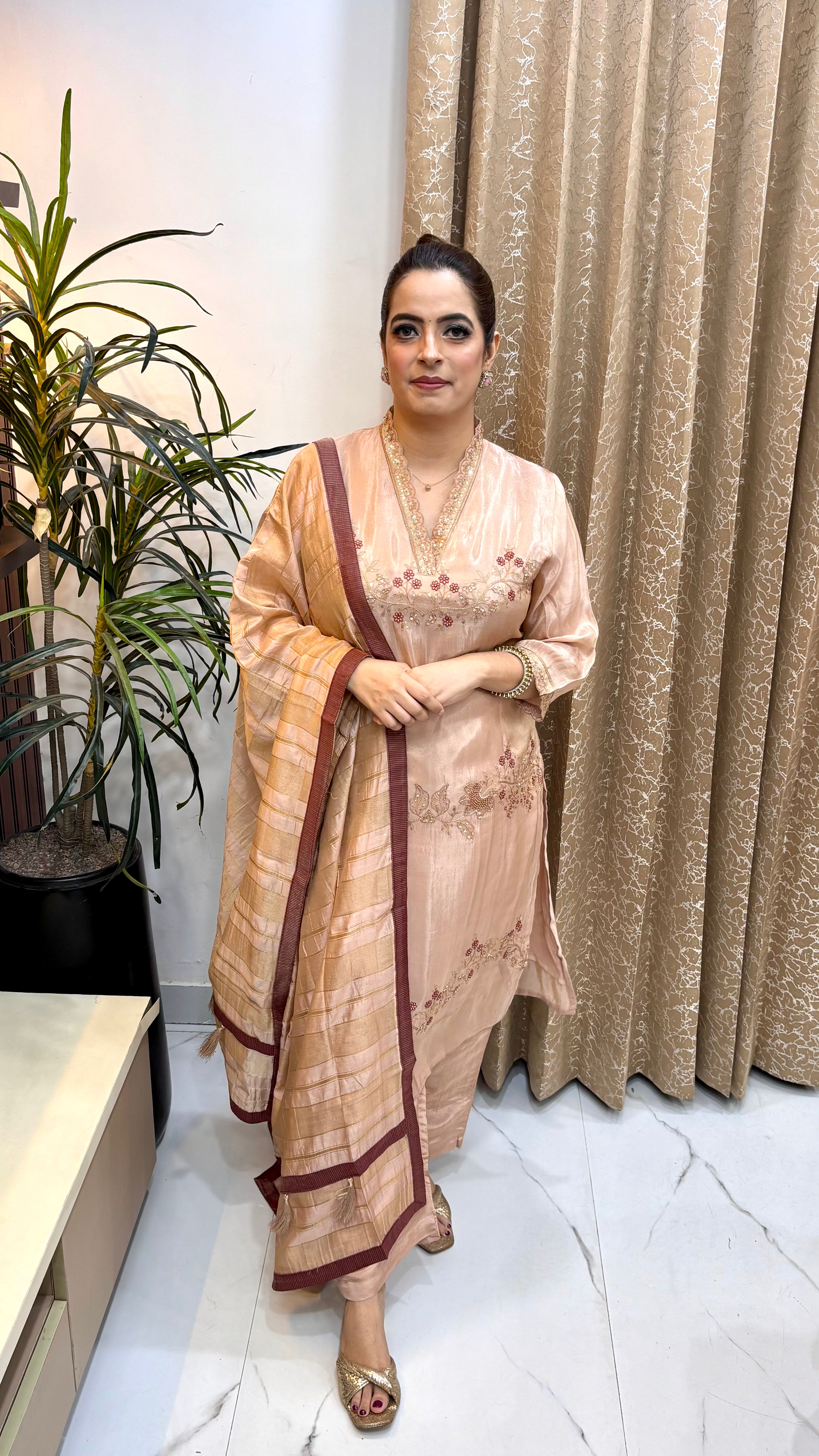 The Organza Shimmer Suit with Cutwork V-Neck, Hand Resham Embroidery, & Lagdi Patta Dupatta