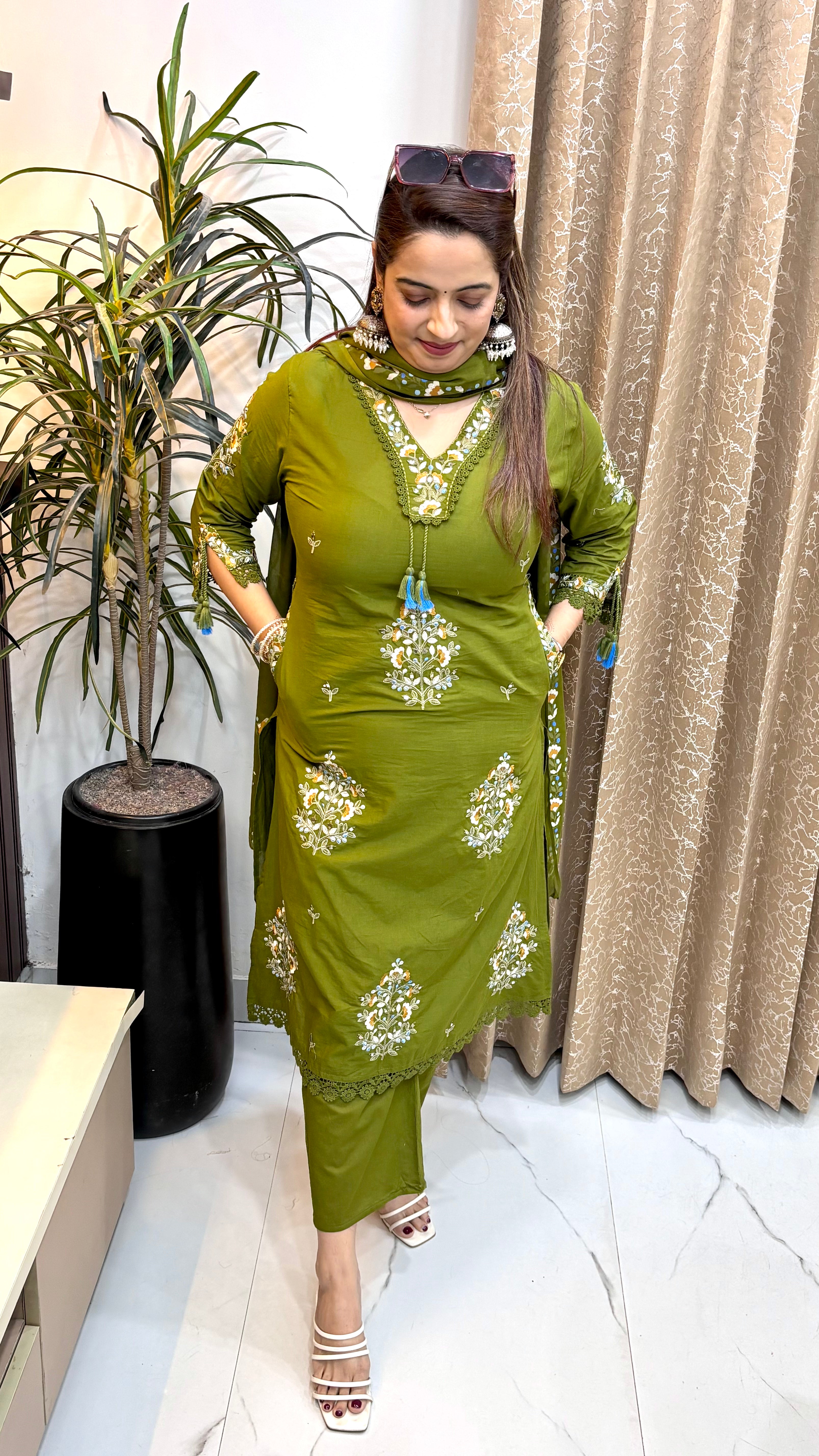 The Pure Cotton Mirror Embroidery Suit with Dual Pockets & Handcrafted Tassels