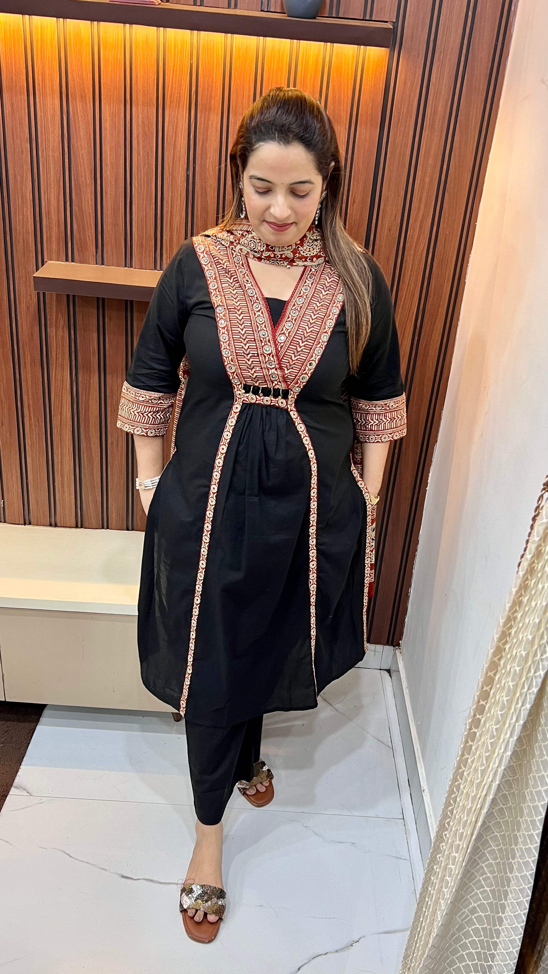 Cotton Suit with Kalamkari Borders & Dupatta — Handcrafted Details, Everyday Elegance