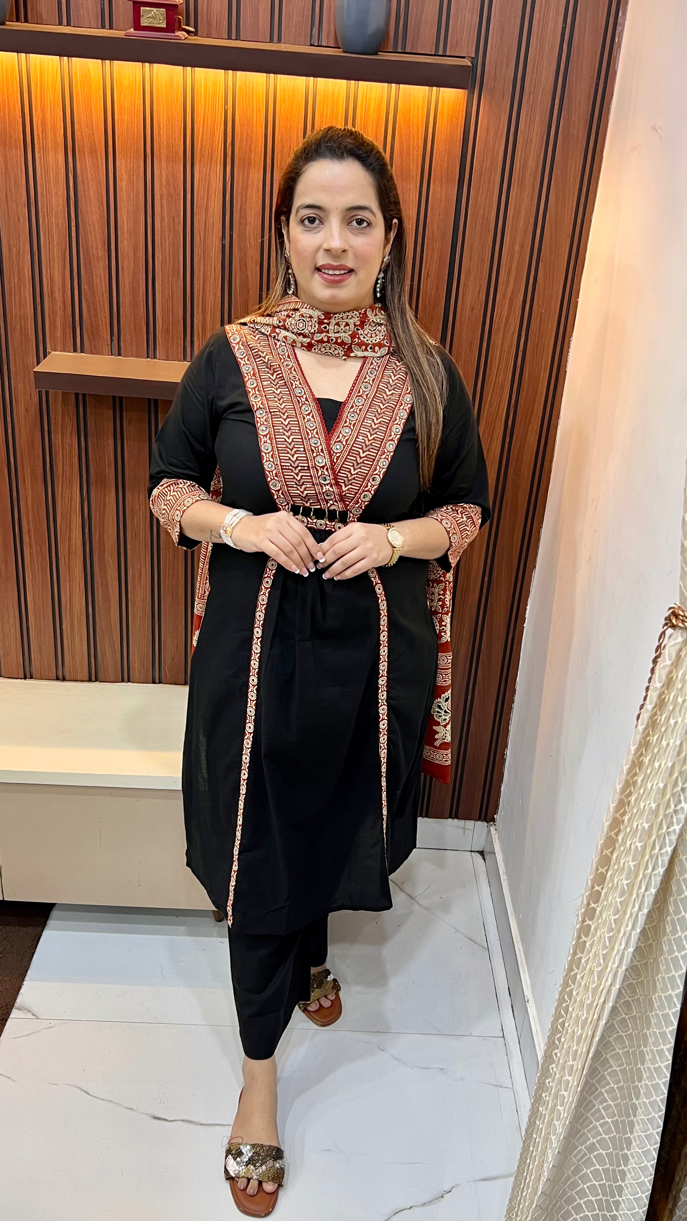 Cotton Suit with Kalamkari Borders & Dupatta — Handcrafted Details, Everyday Elegance