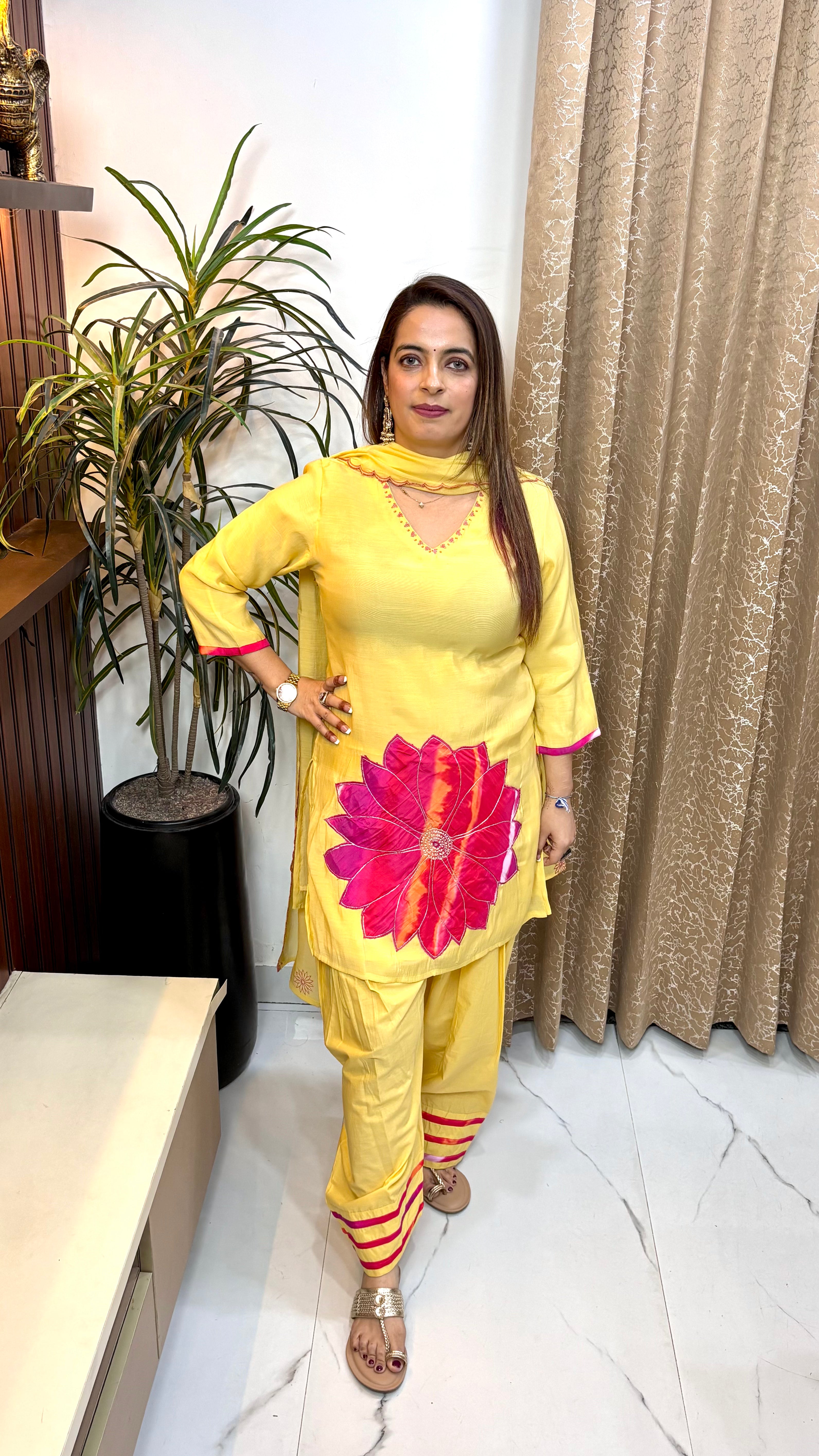 The Mul Chanderi Applique Suit with Viral Farshi Salwar & Cutwork Dupatta