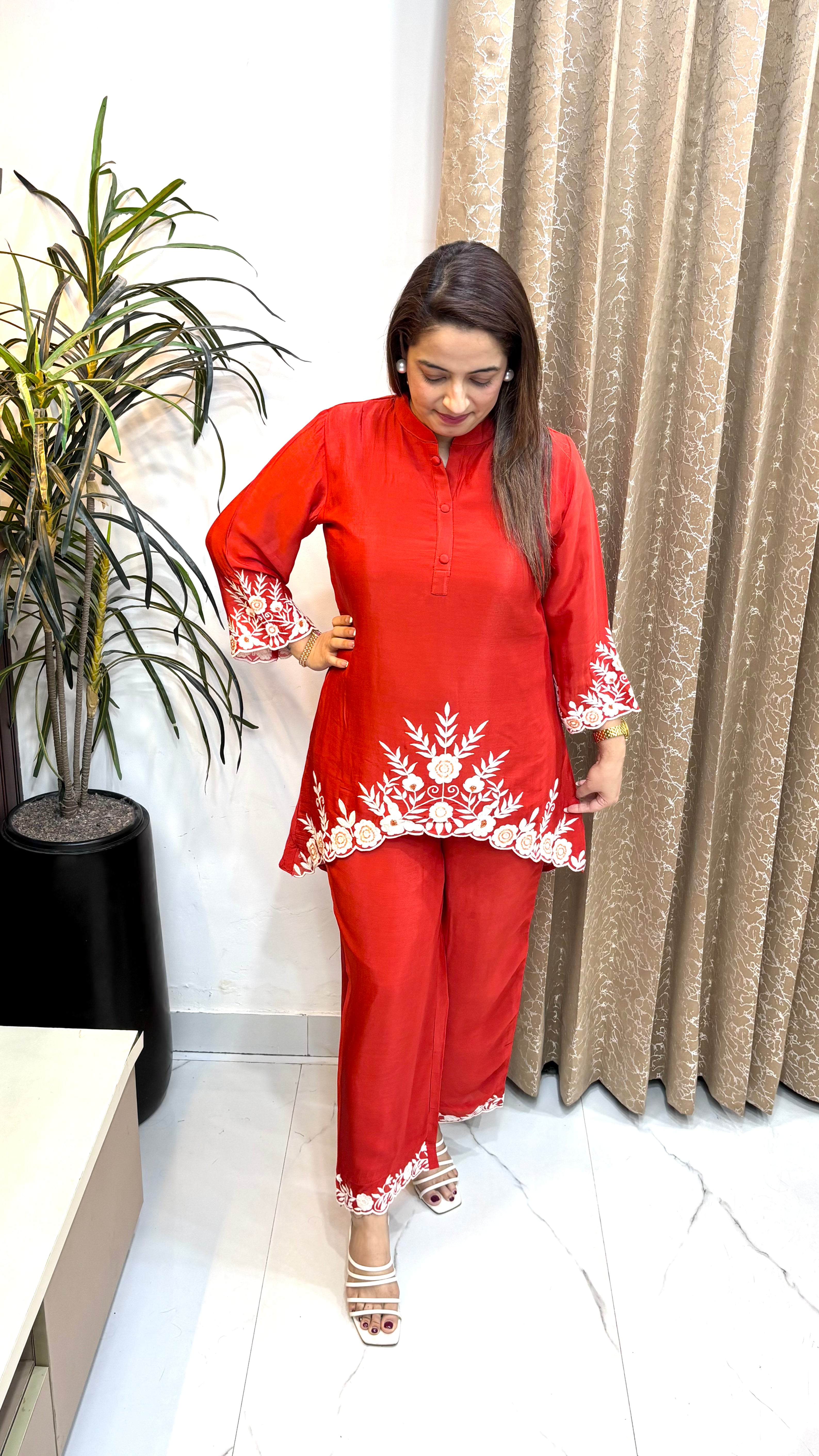 The Pure Chinon Co-Ord Set with Chinese Bain Neck & C-Cut Curved Hemline