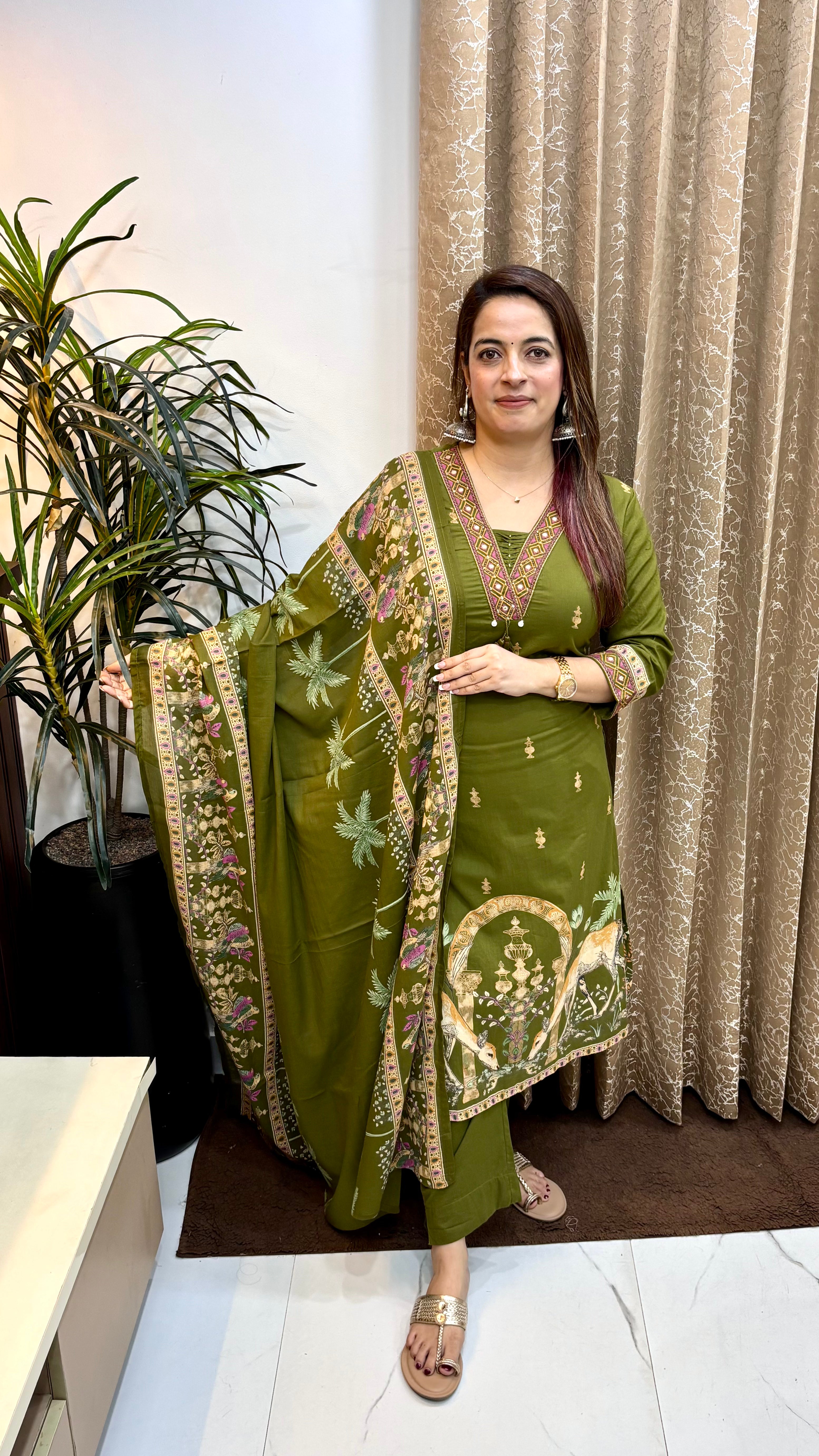 Pure Cotton Chinese Collar Suit Set with Handcrafted Tassels & Mulmul Dupatta