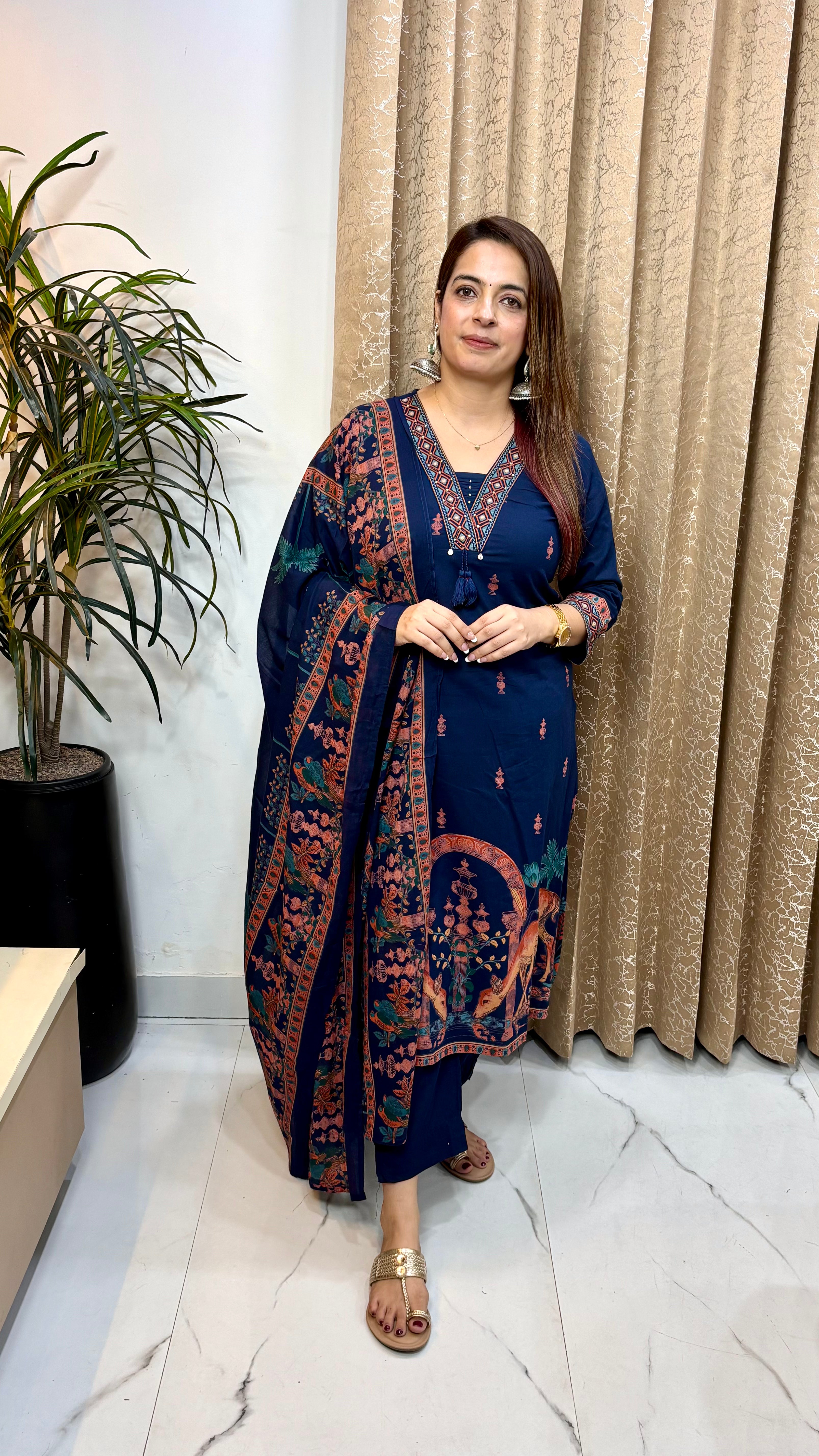Pure Cotton Chinese Collar Suit Set with Handcrafted Tassels & Mulmul Dupatta