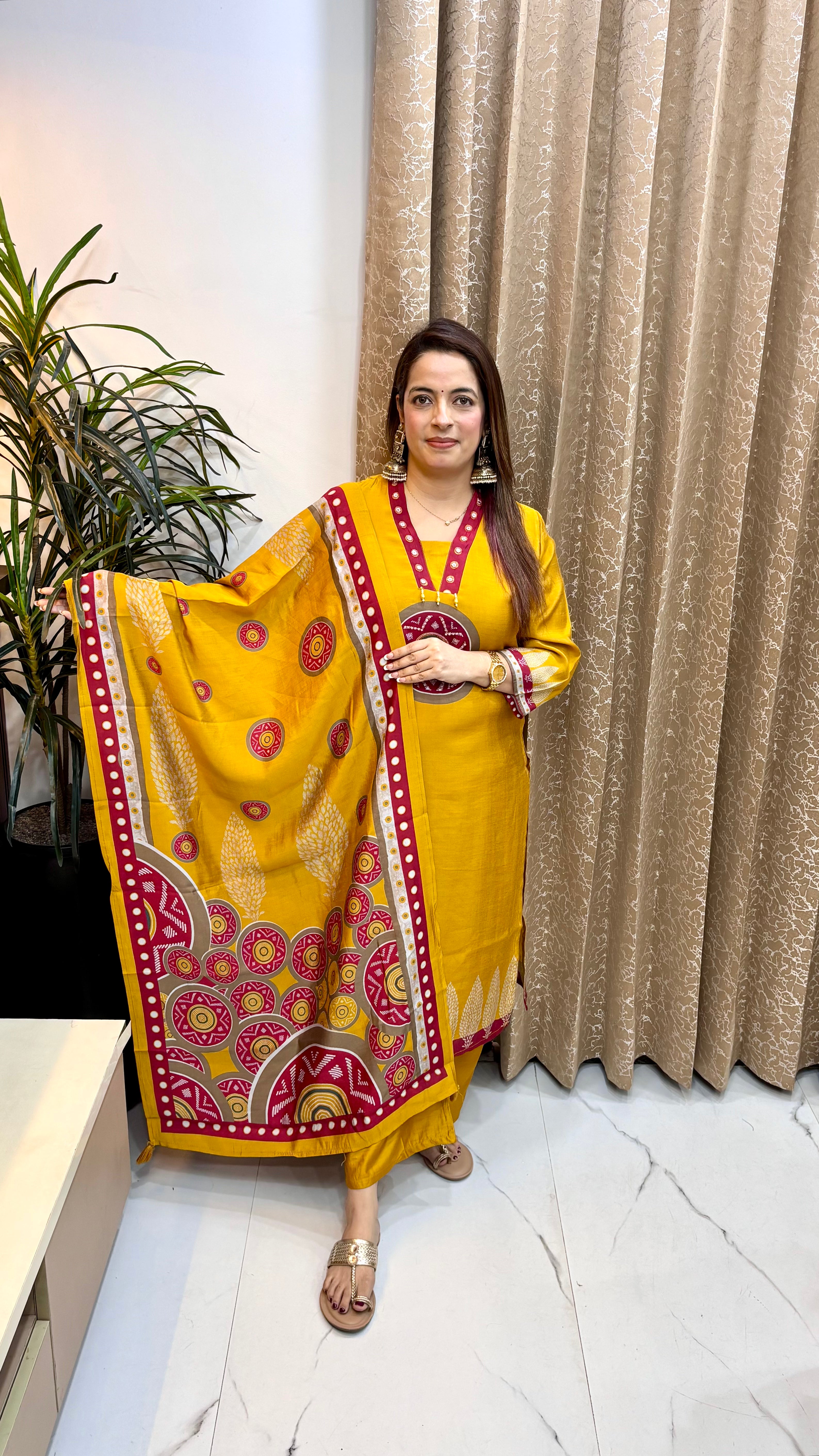 Mul Chanderi Suit with Maheshwari Print & Maheshwari Silk Dupatta