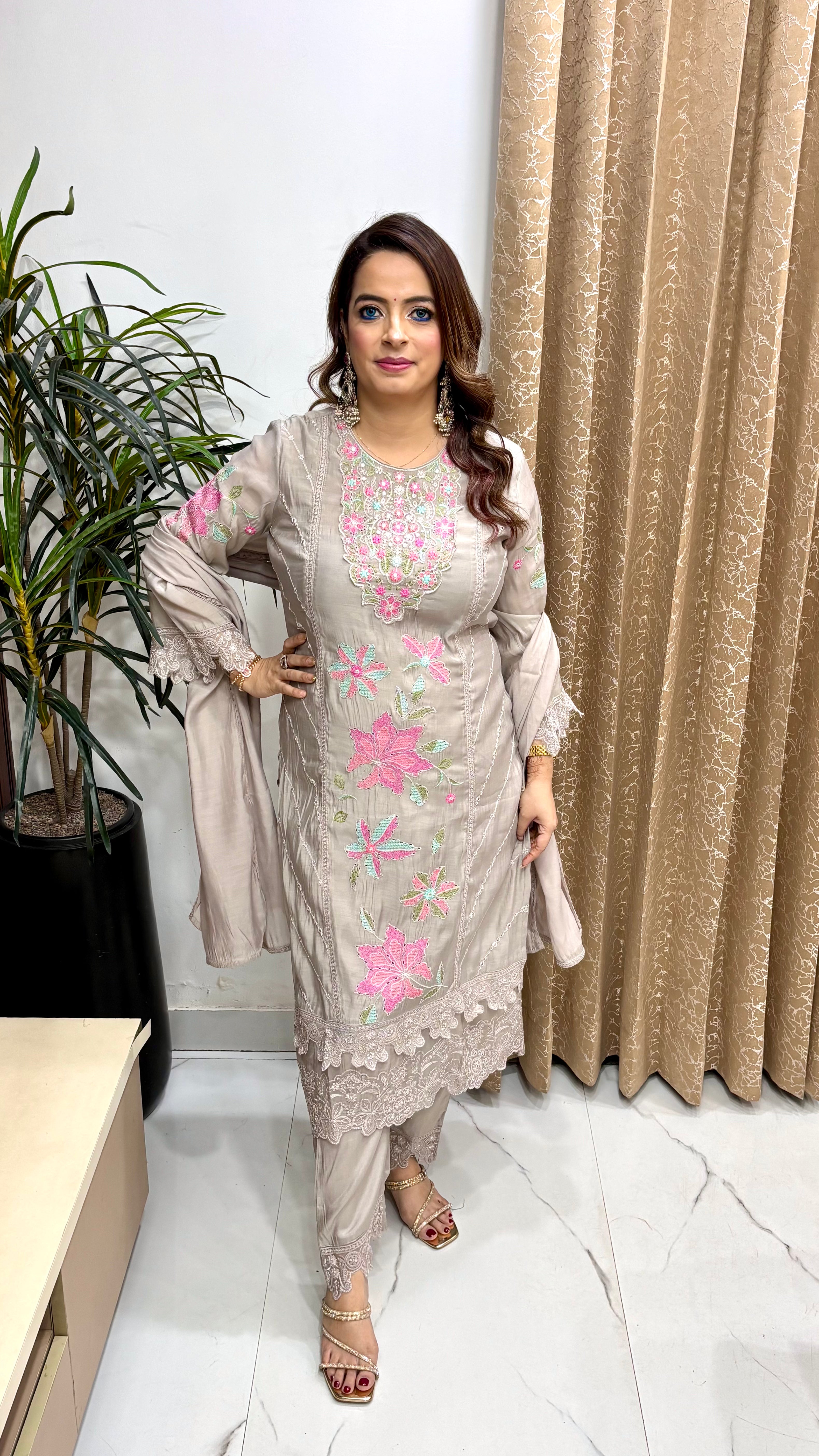 Mul Chanderi Suit with Crochet Lace & Embroidery Work