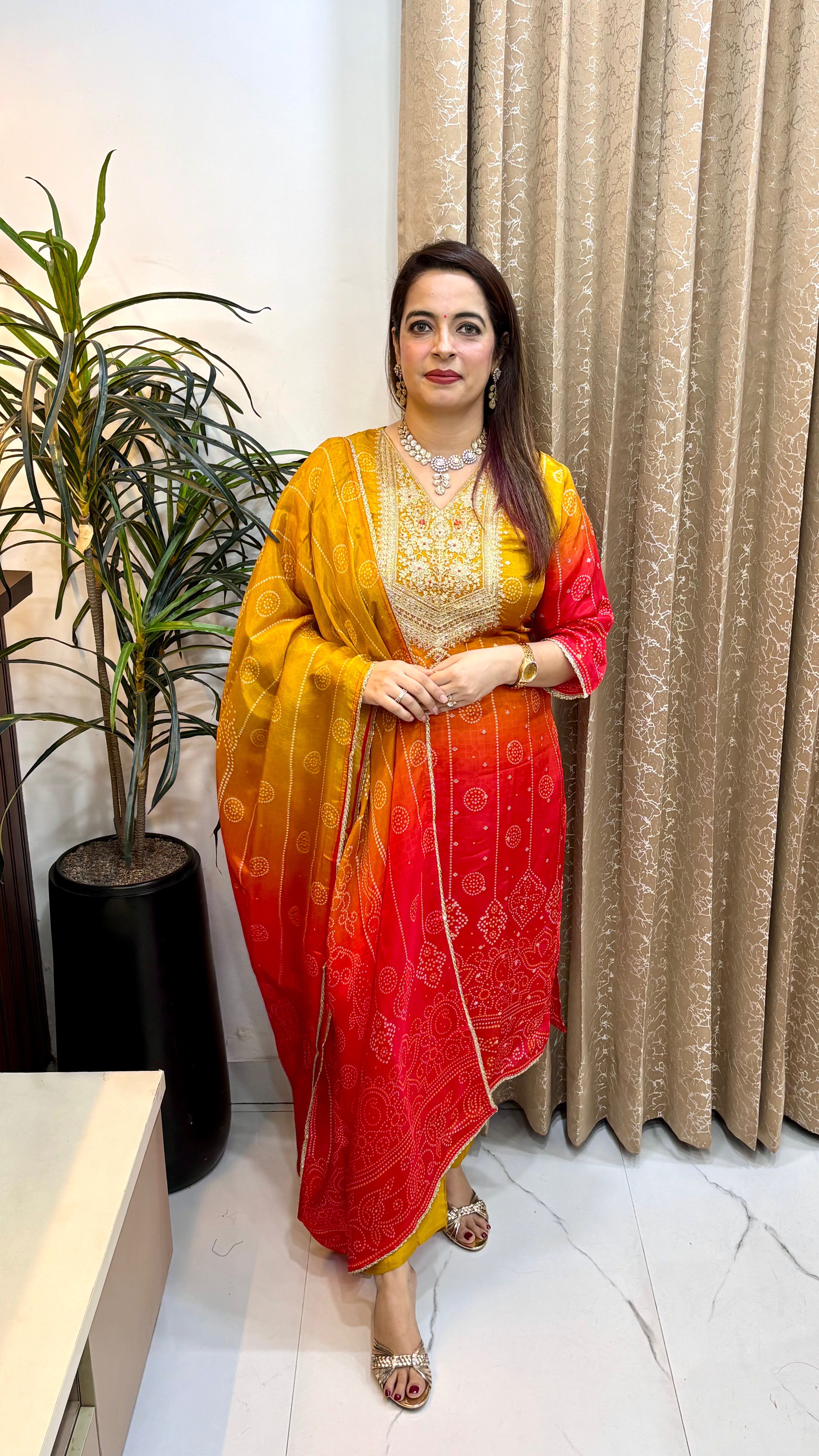 Russian Crepe Dual-Shade Bandhani Suit with Golden Zardozi Work