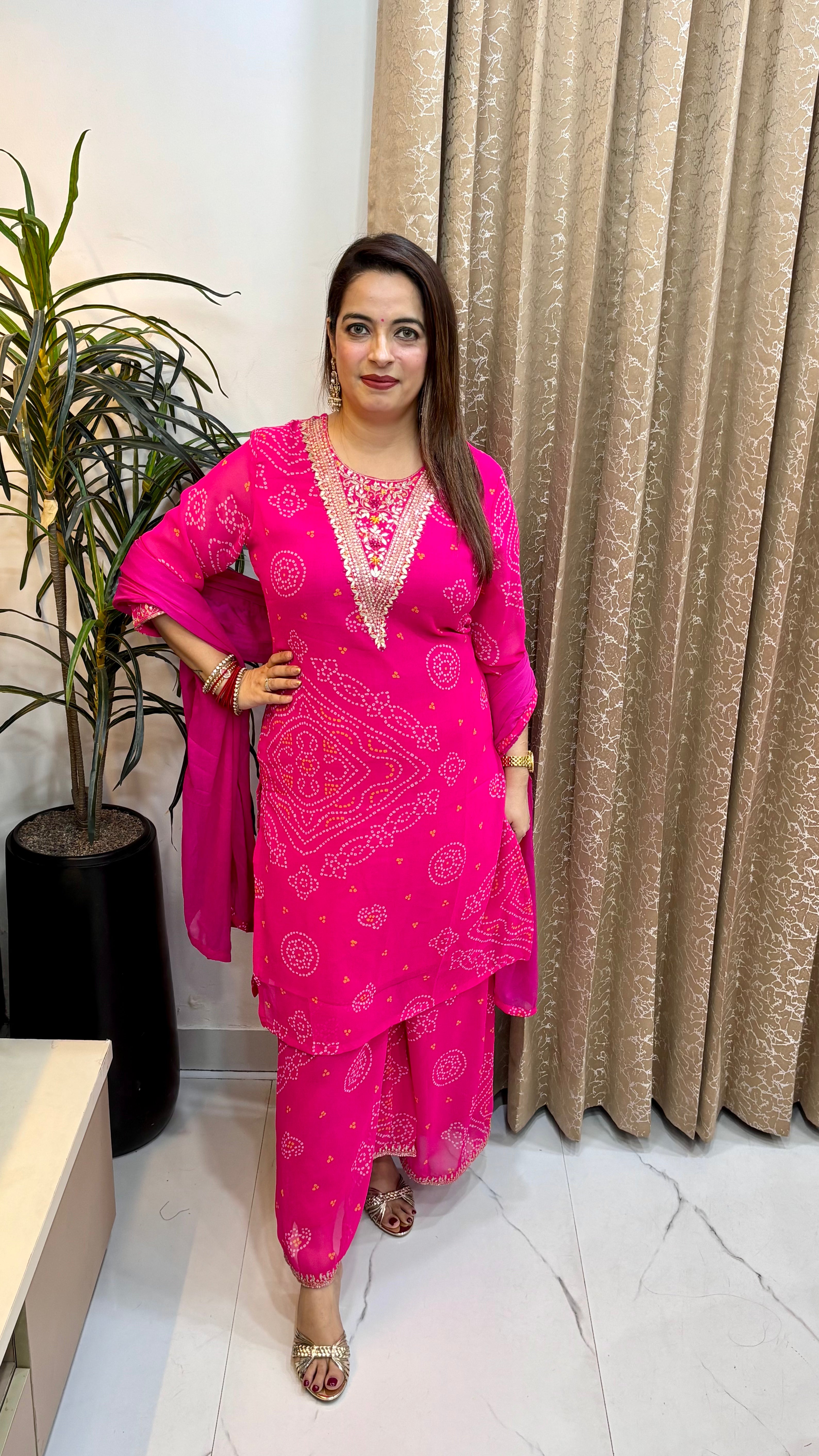 Pure Georgette Bandhani Print Suit with Resham, Gotta Work & Embroidered Divider