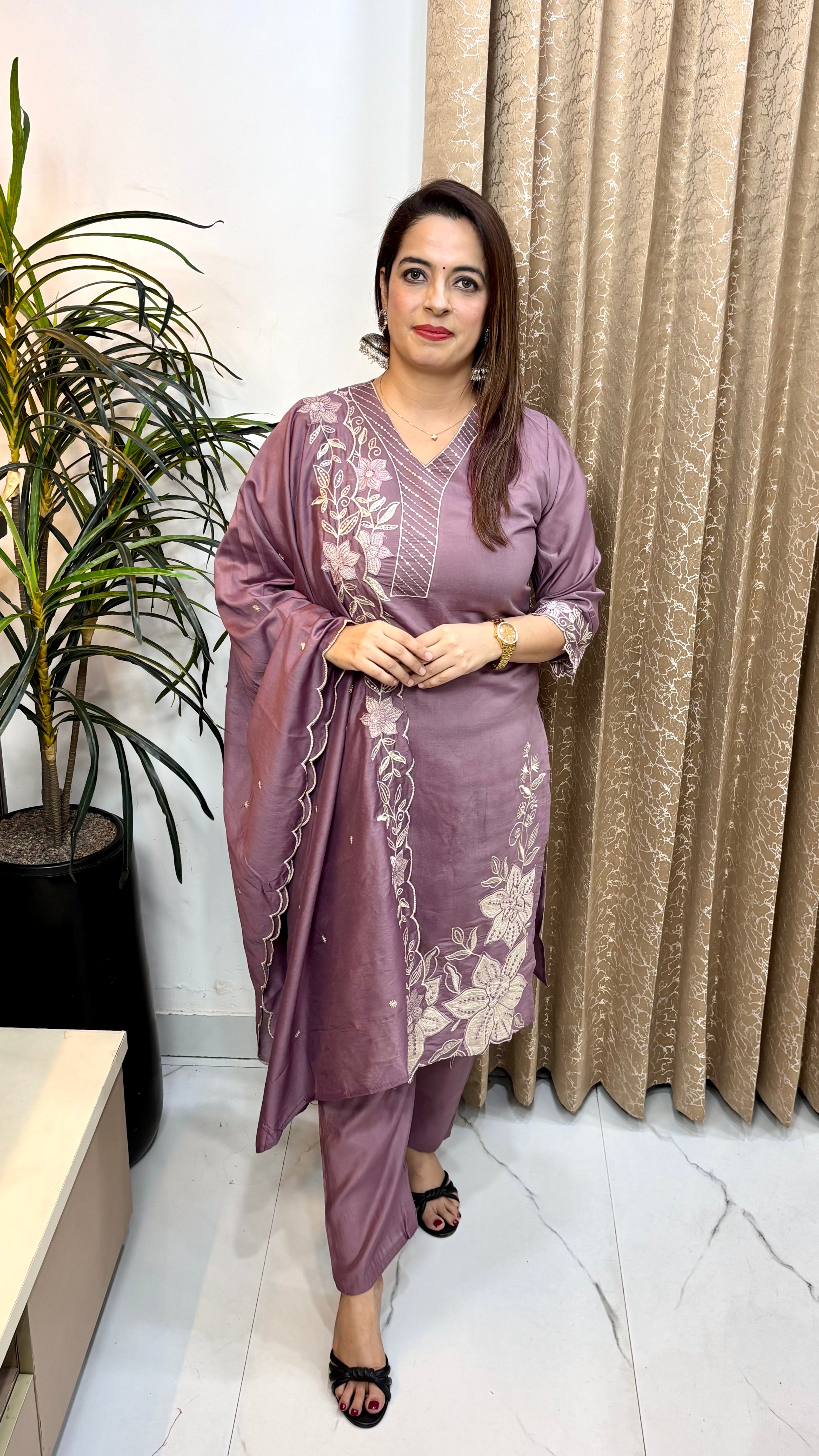 Muslin Suit with V-Neckline Embroidery, Cutwork Dupatta & Pure Cotton Lining