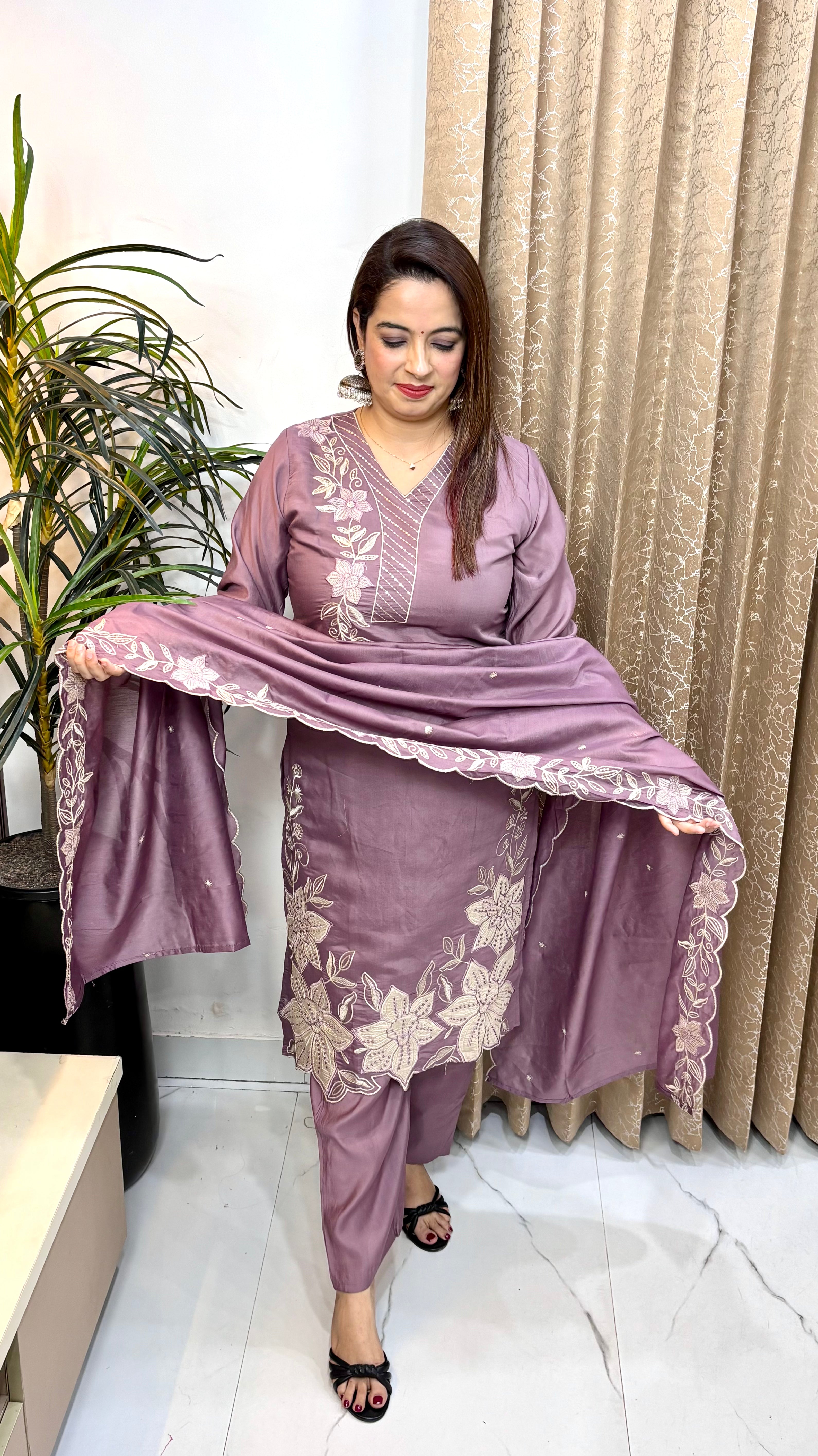 Muslin Suit with V-Neckline Embroidery, Cutwork Dupatta & Pure Cotton Lining