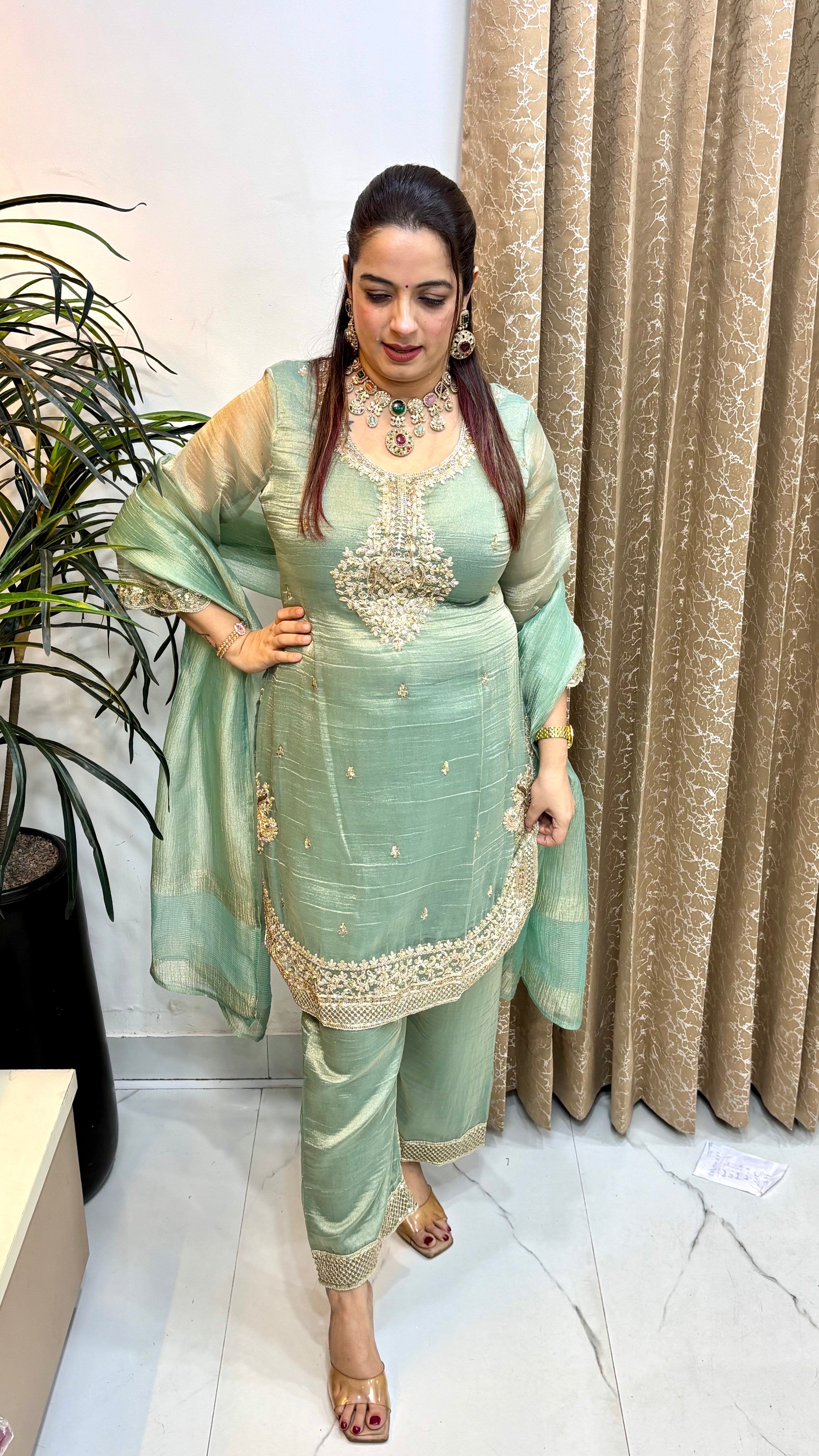 Organza Shimmer Curved-Hem Suit with Zardozi Work & Viral Farshi Salwar