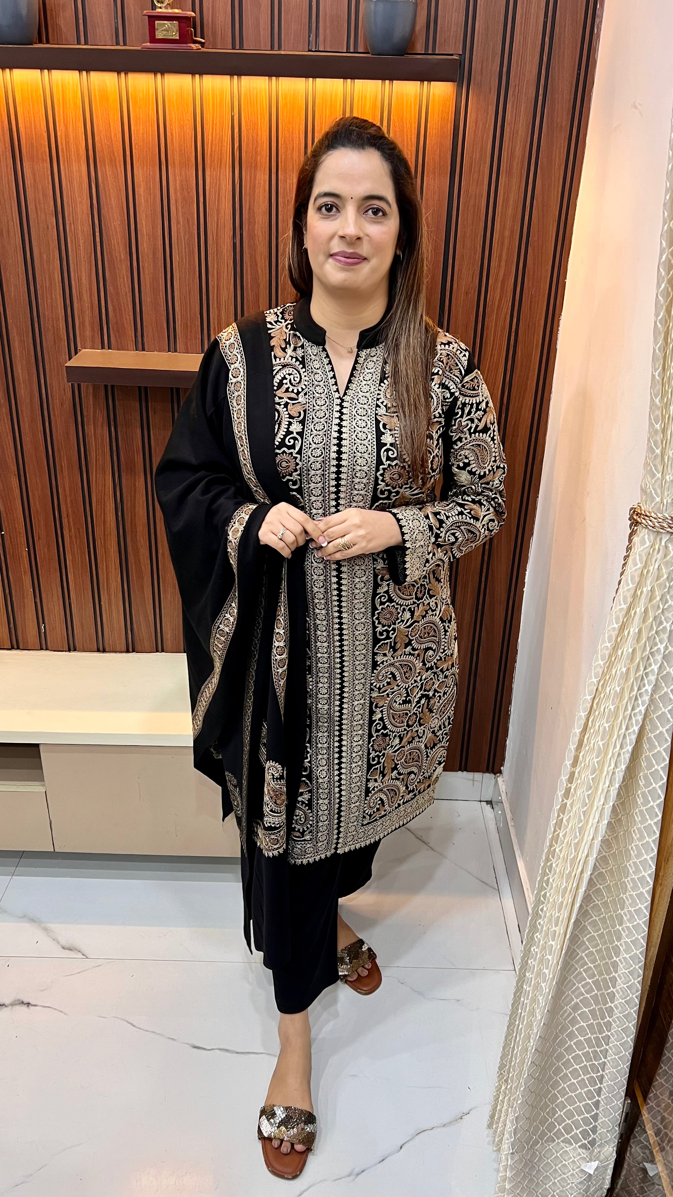 Woollen Suit — Kunja Work, Kashmiri Kadhai & Knitted Bottom